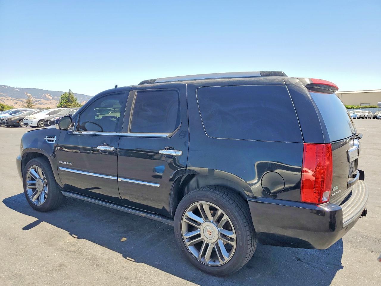 2011 Cadillac Escalade Platinum Black vin: 1GYS4DEF7BR263743