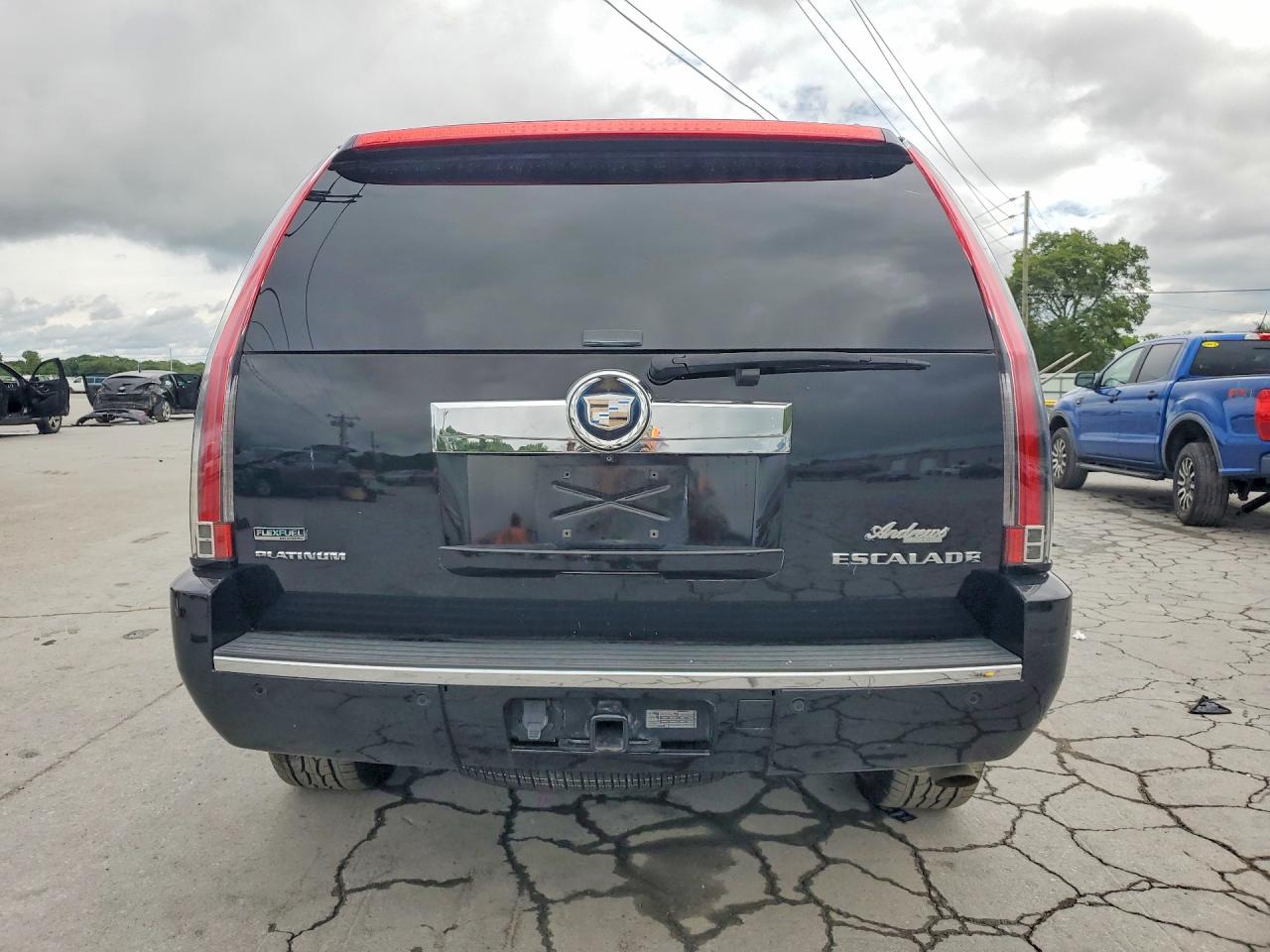 2011 Cadillac Escalade Platinum Черный vin: 1GYS4DEF8BR161870