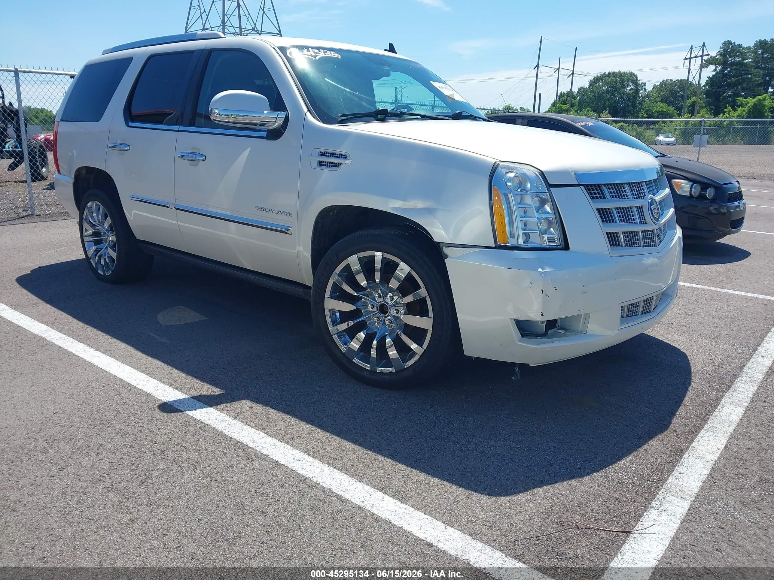2011 Cadillac Escalade Platinum Edition White vin: 1GYS4DEF8BR190253