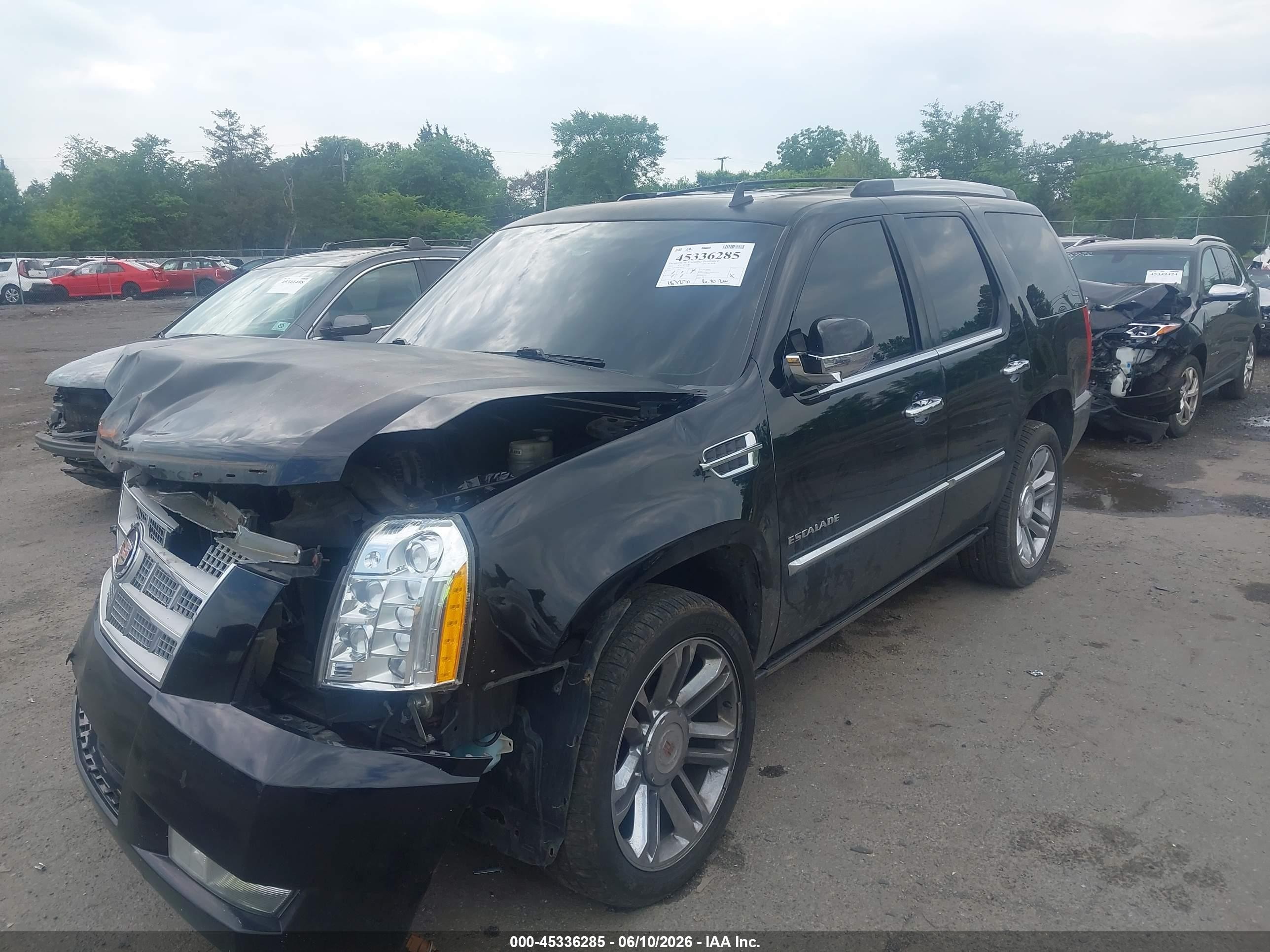 2013 Cadillac Escalade Platinum Edition Black vin: 1GYS4DEF8DR279999