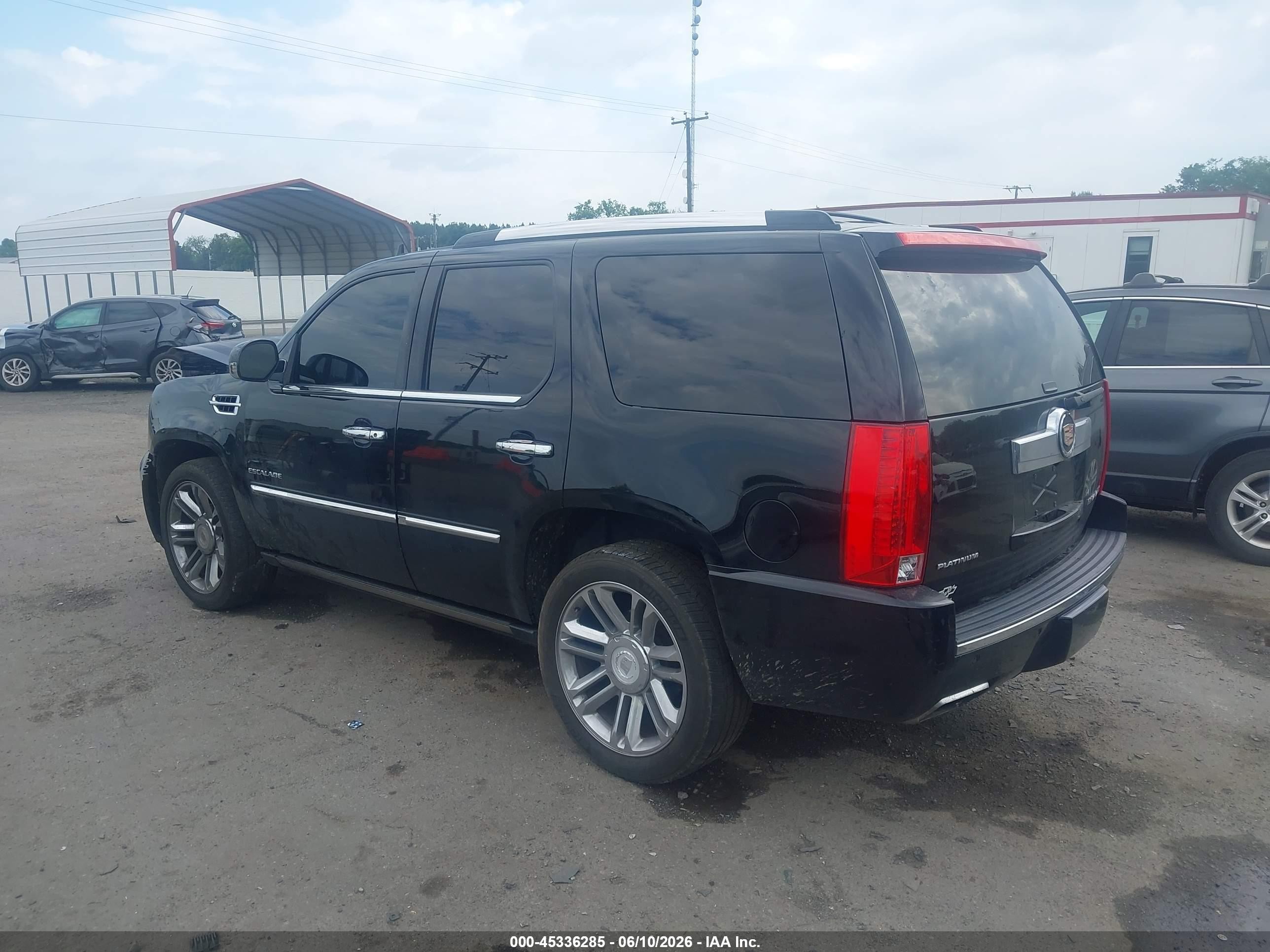 2013 Cadillac Escalade Platinum Edition Black vin: 1GYS4DEF8DR279999