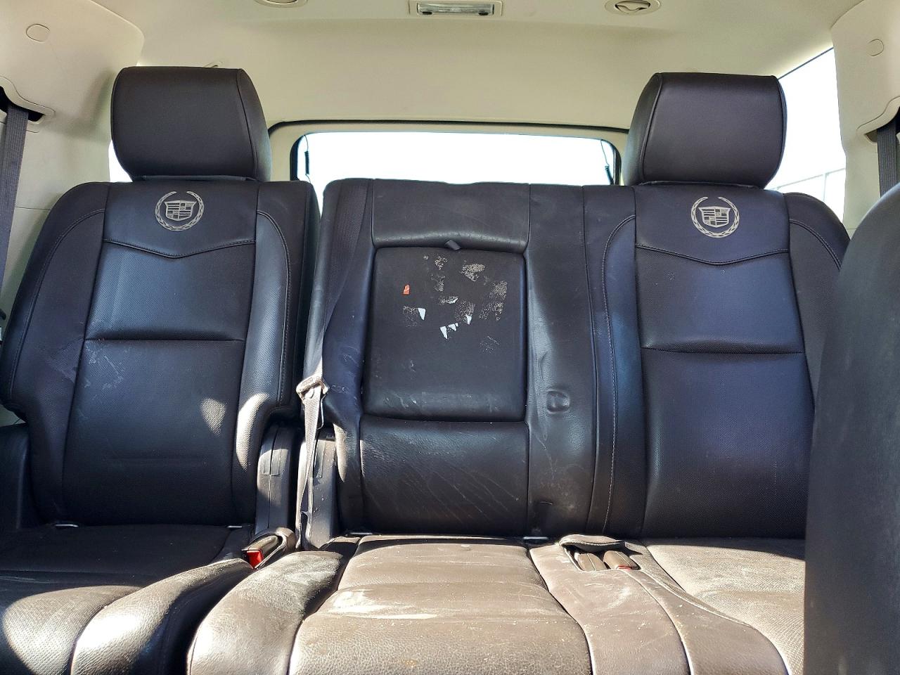 2013 Cadillac Escalade Platinum Hybrid Beige vin: 1GYS4FEJ8DR166845