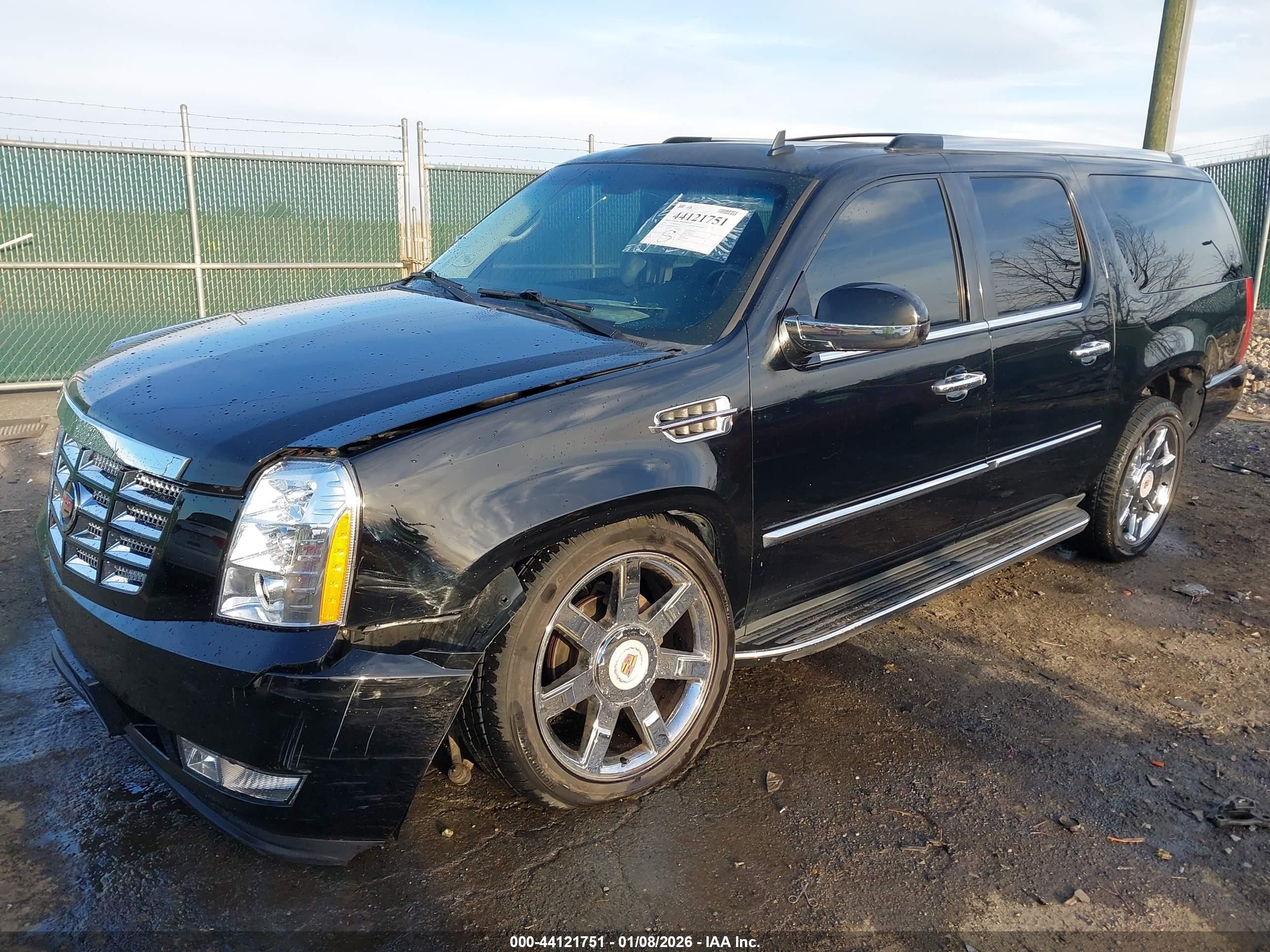 2014 Cadillac Escalade Esv Luxury Black vin: 1GYS4HEF4ER190066