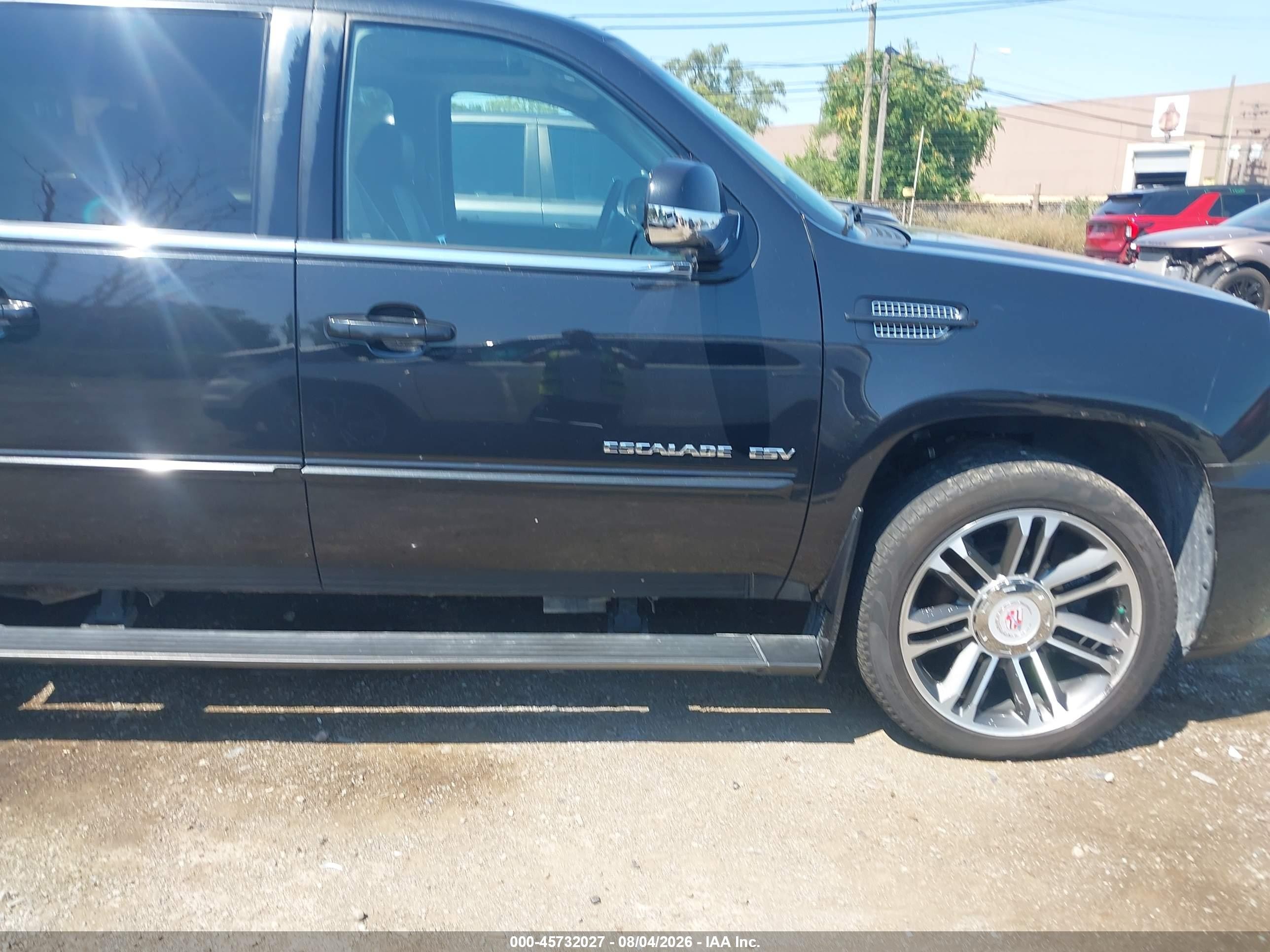2013 Cadillac Escalade Esv Premium Black vin: 1GYS4JEF3DR236072