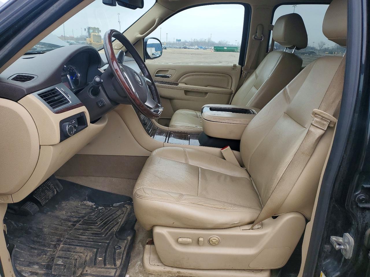 2014 Cadillac Escalade Esv Premium Черный vin: 1GYS4JEF4ER234526