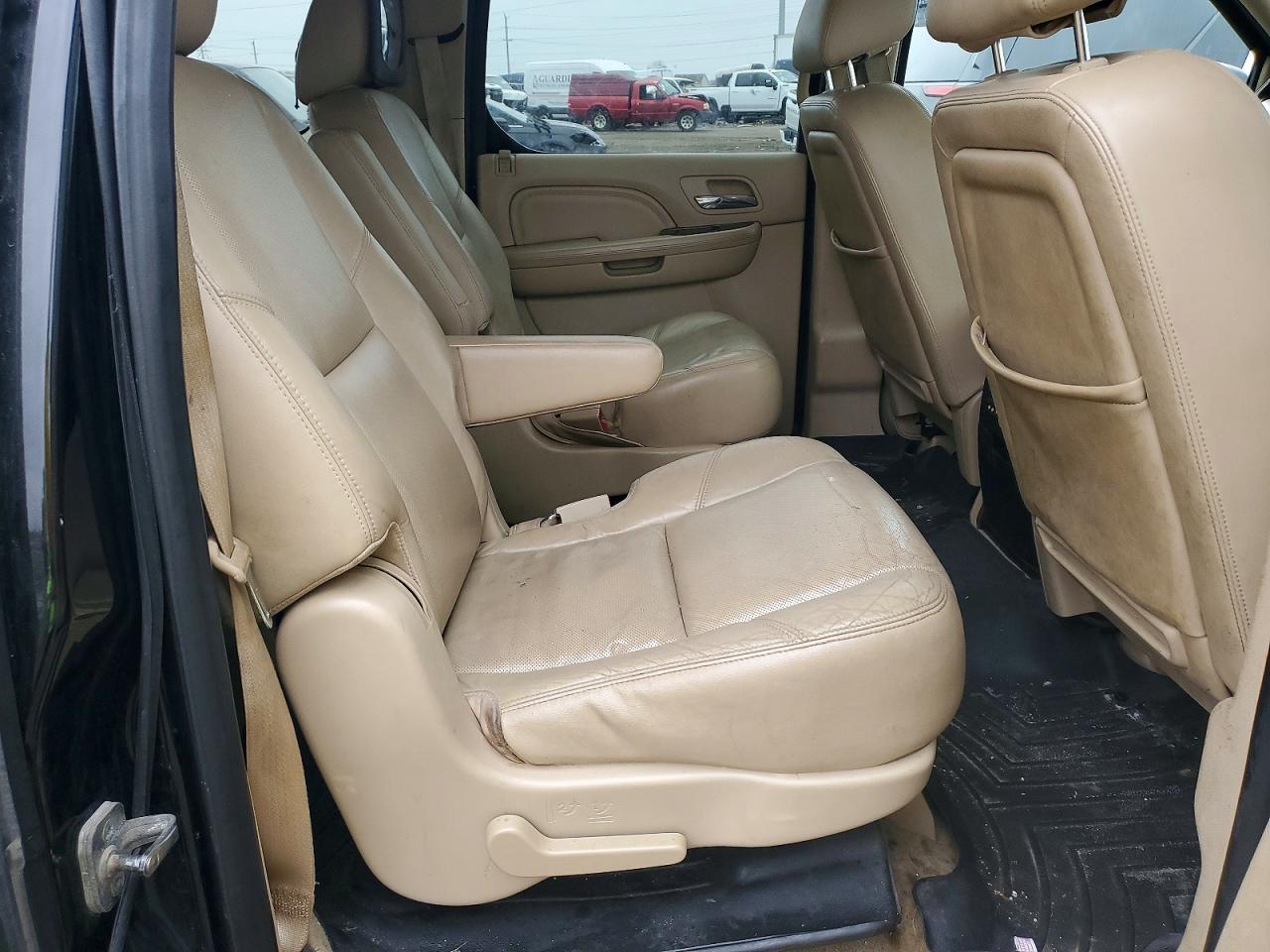 2014 Cadillac Escalade Esv Premium Черный vin: 1GYS4JEF4ER234526