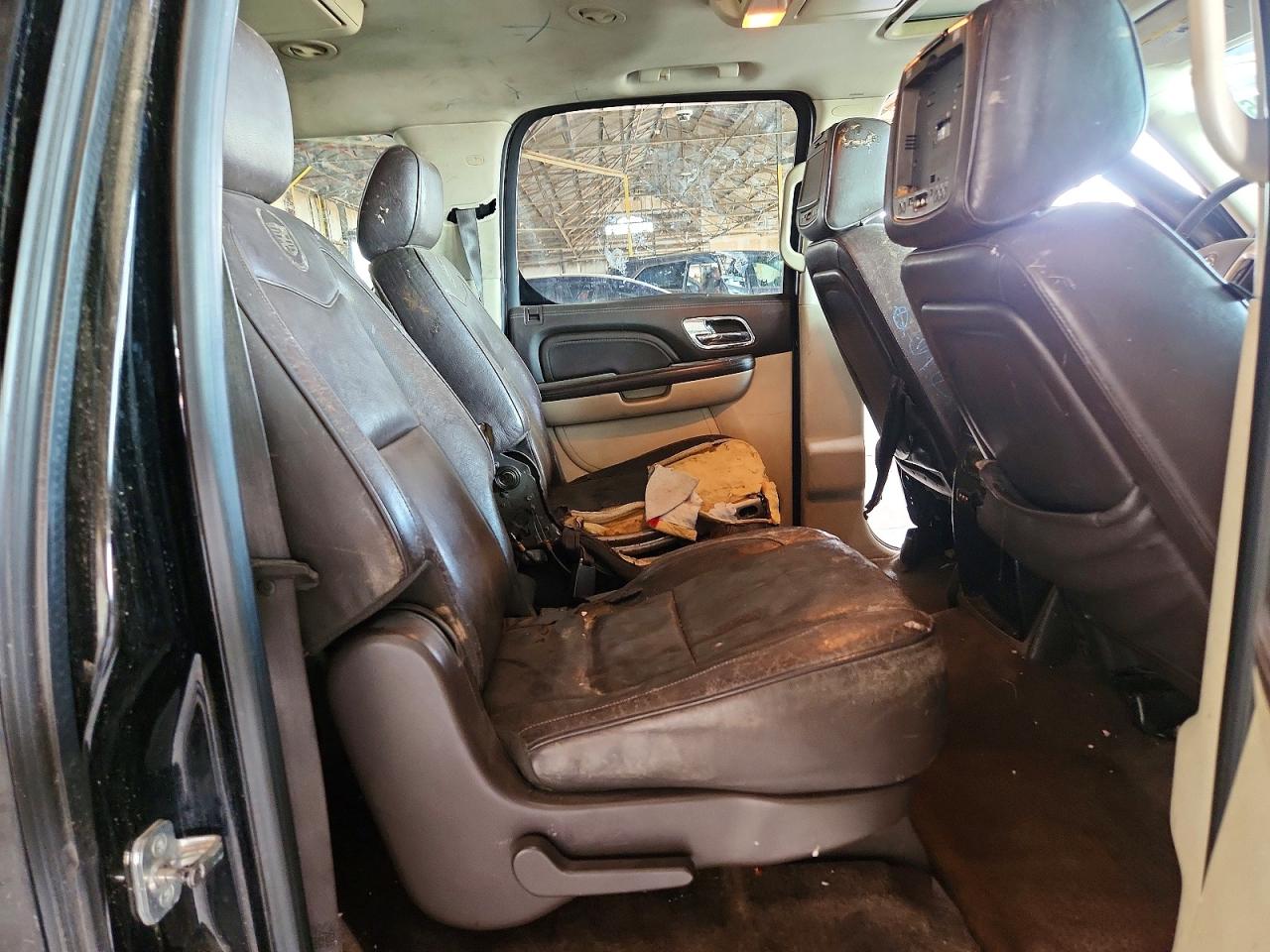 2011 Cadillac Escalade Esv Platinum Black vin: 1GYS4KEF3BR400374