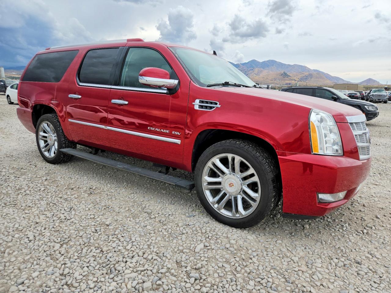 2013 Cadillac Escalade Esv Platinum Red vin: 1GYS4KEF4DR235549