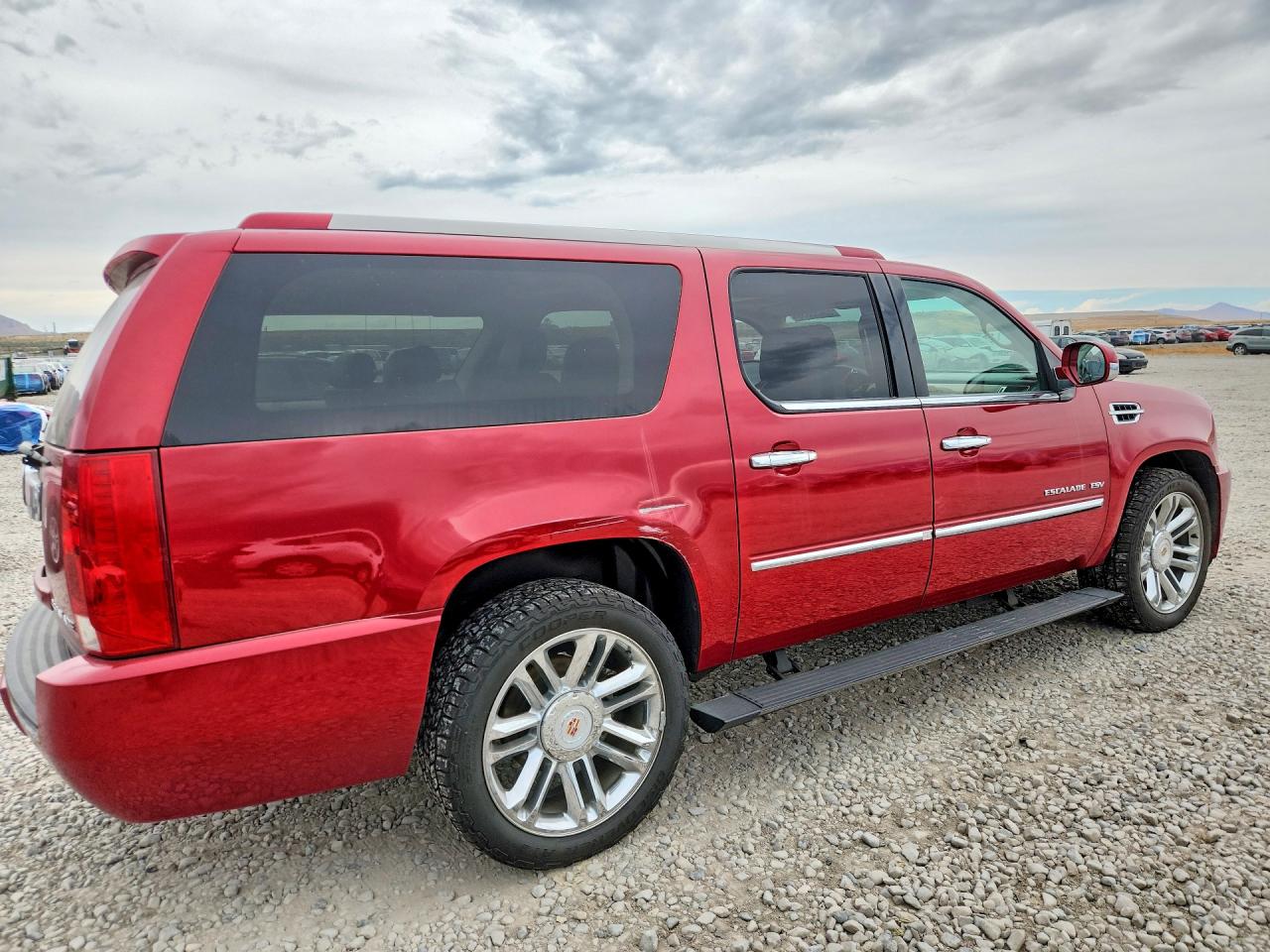 2013 Cadillac Escalade Esv Platinum Red vin: 1GYS4KEF4DR235549