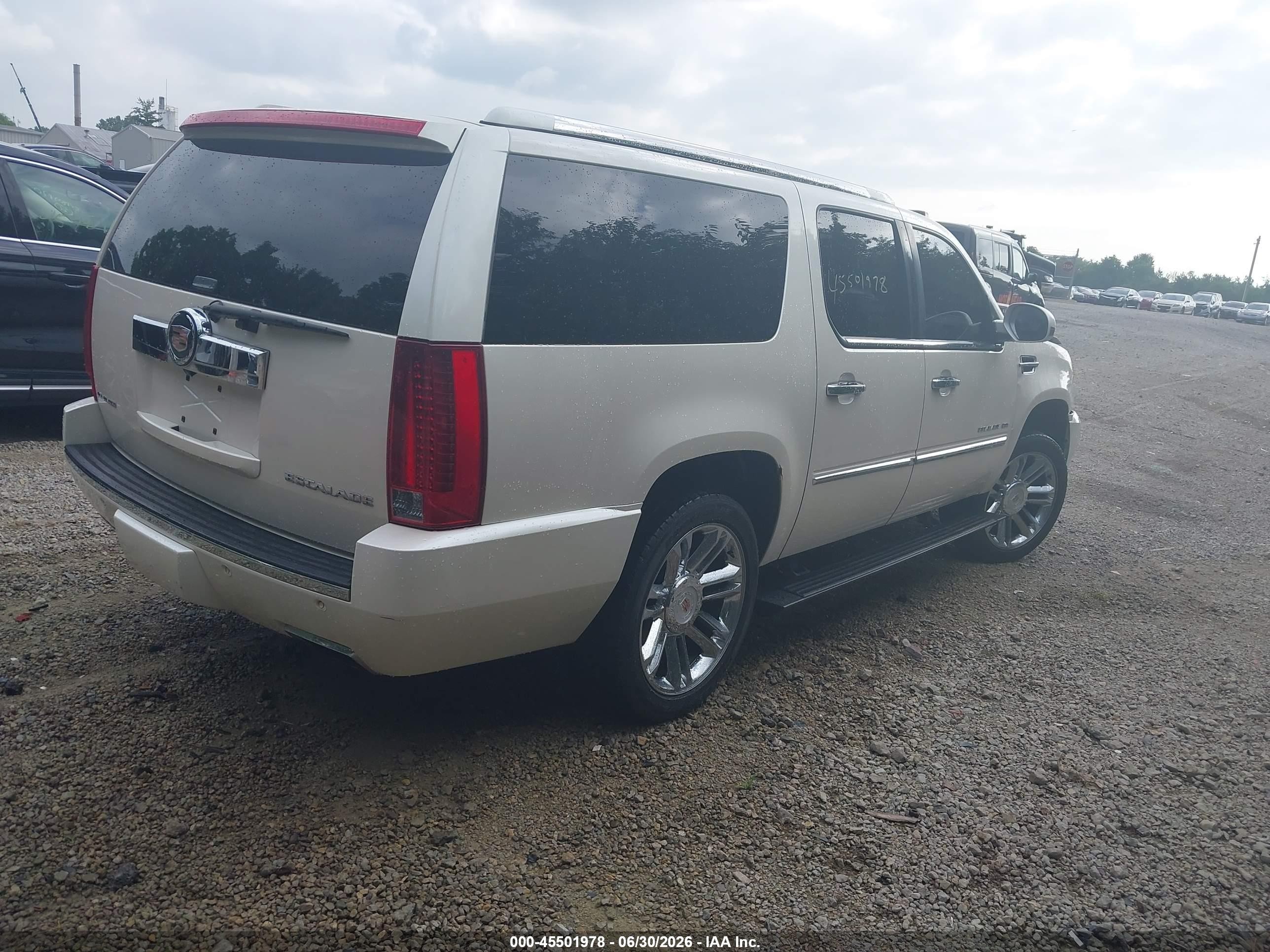 2013 Cadillac Escalade Esv Platinum Edition White vin: 1GYS4KEF6DR101917
