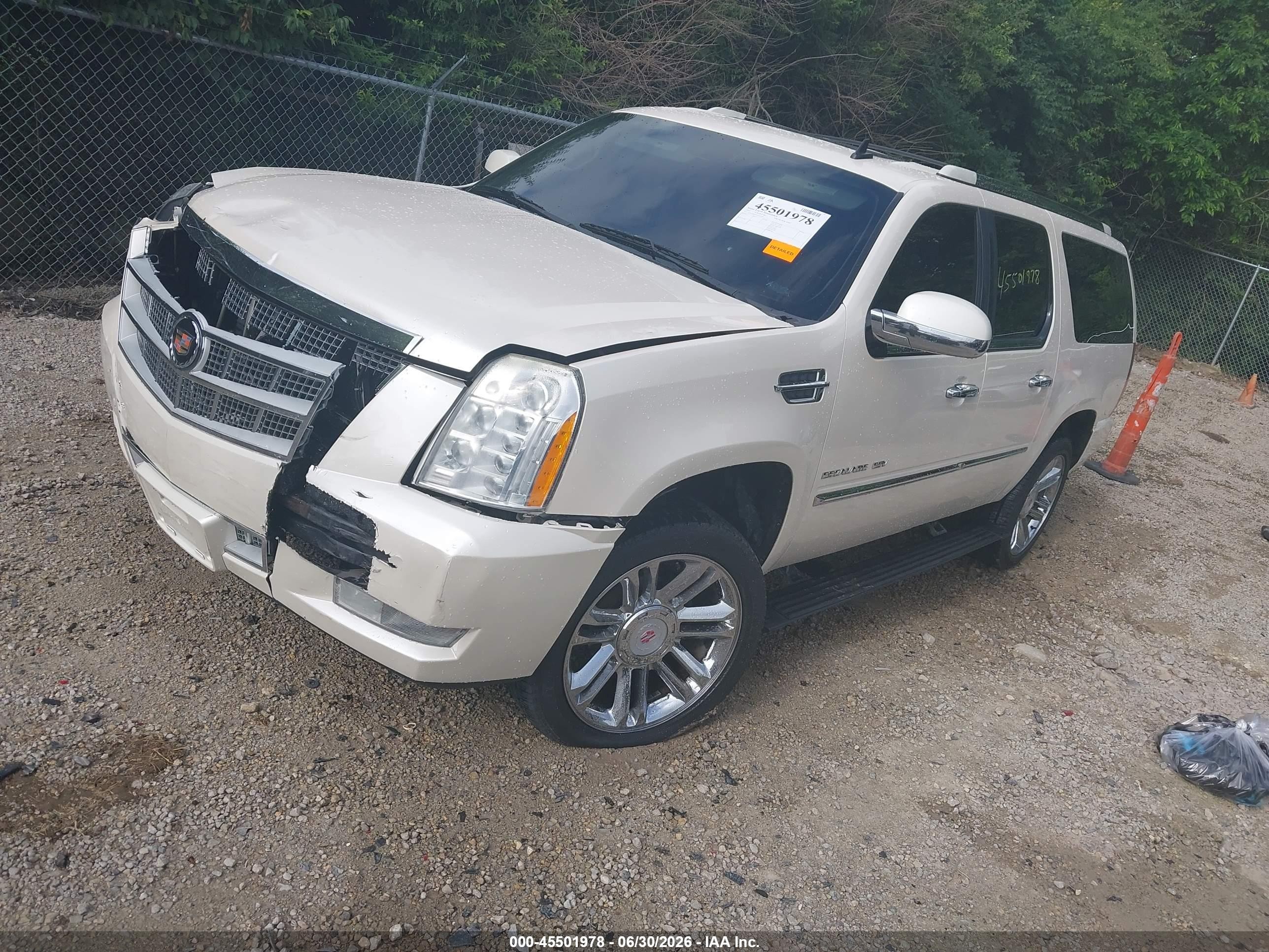 2013 Cadillac Escalade Esv Platinum Edition White vin: 1GYS4KEF6DR101917