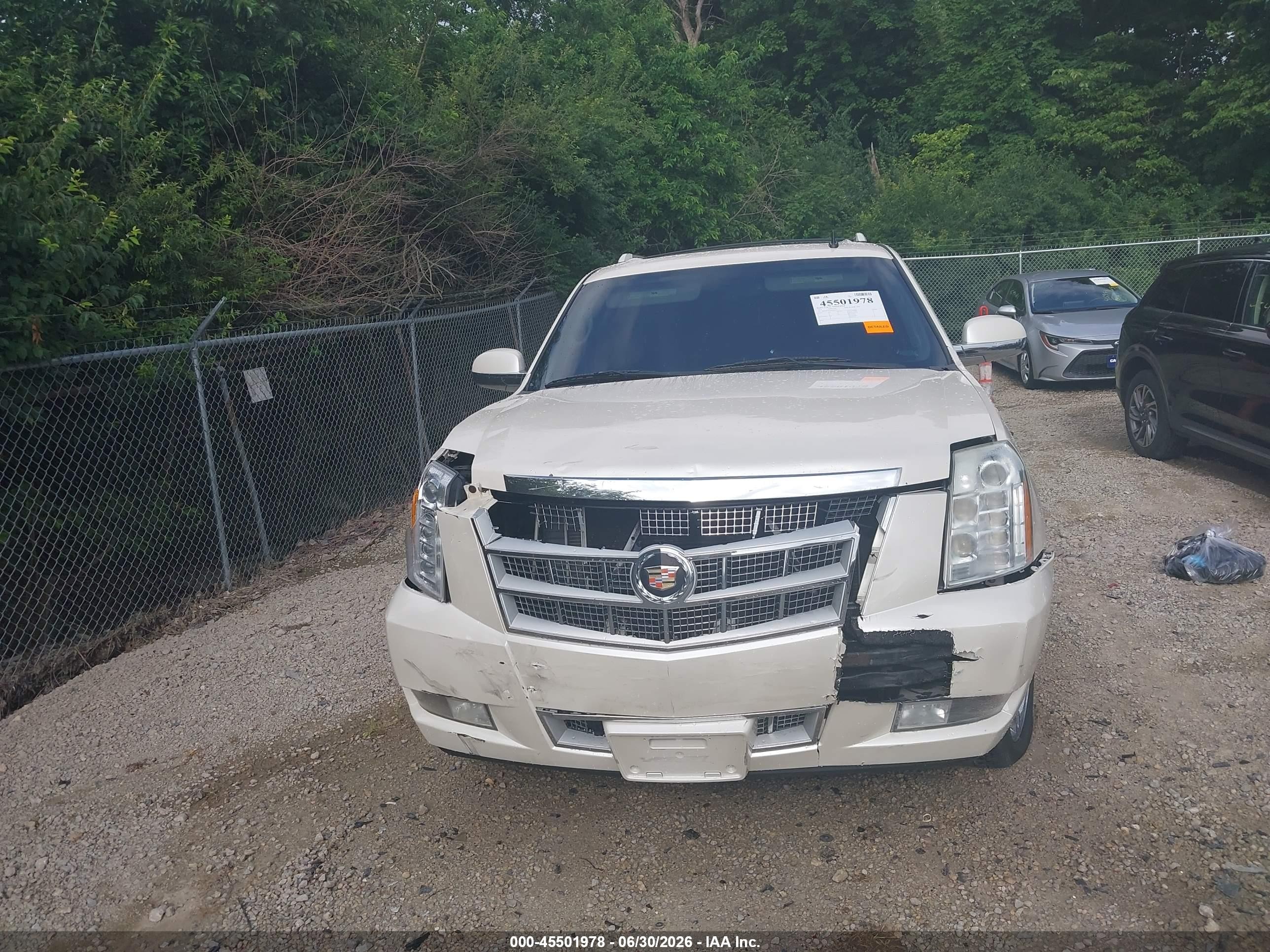 2013 Cadillac Escalade Esv Platinum Edition White vin: 1GYS4KEF6DR101917