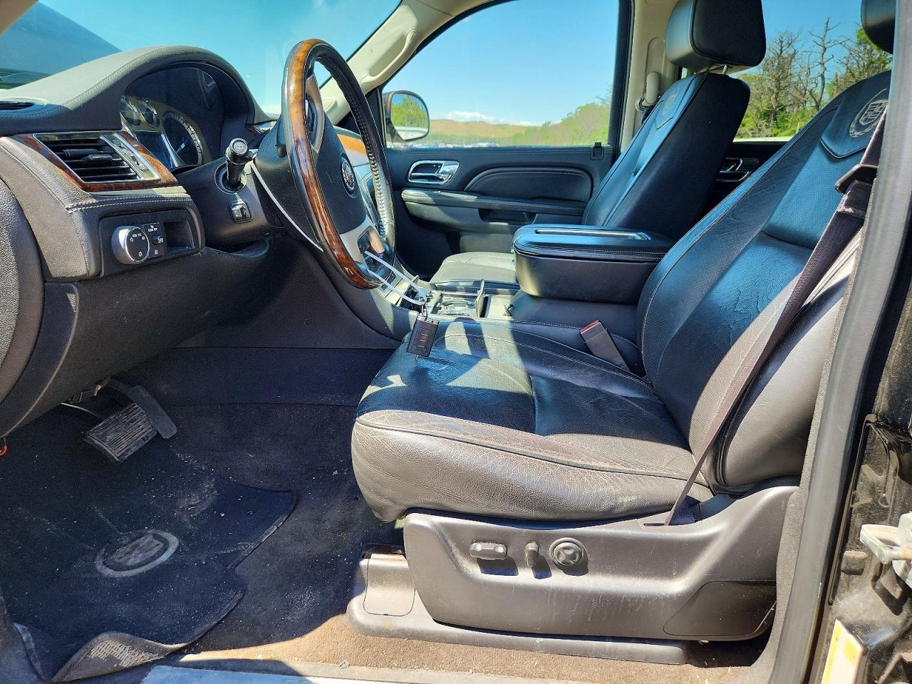2014 Cadillac Escalade Esv Platinum Black vin: 1GYS4KEF6ER139102