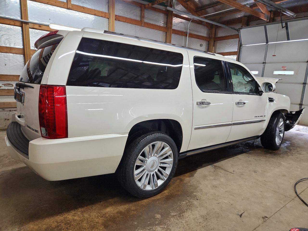 2014 Cadillac Escalade Esv Platinum White vin: 1GYS4KEF8ER112547