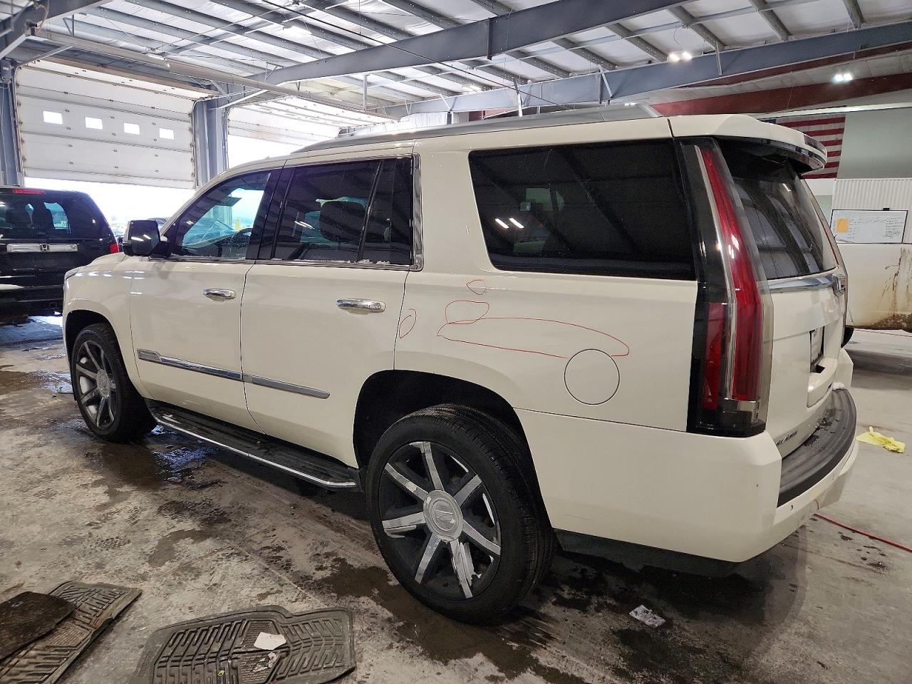 2015 Cadillac Escalade Luxury Белый vin: 1GYS4MKJ2FR690519