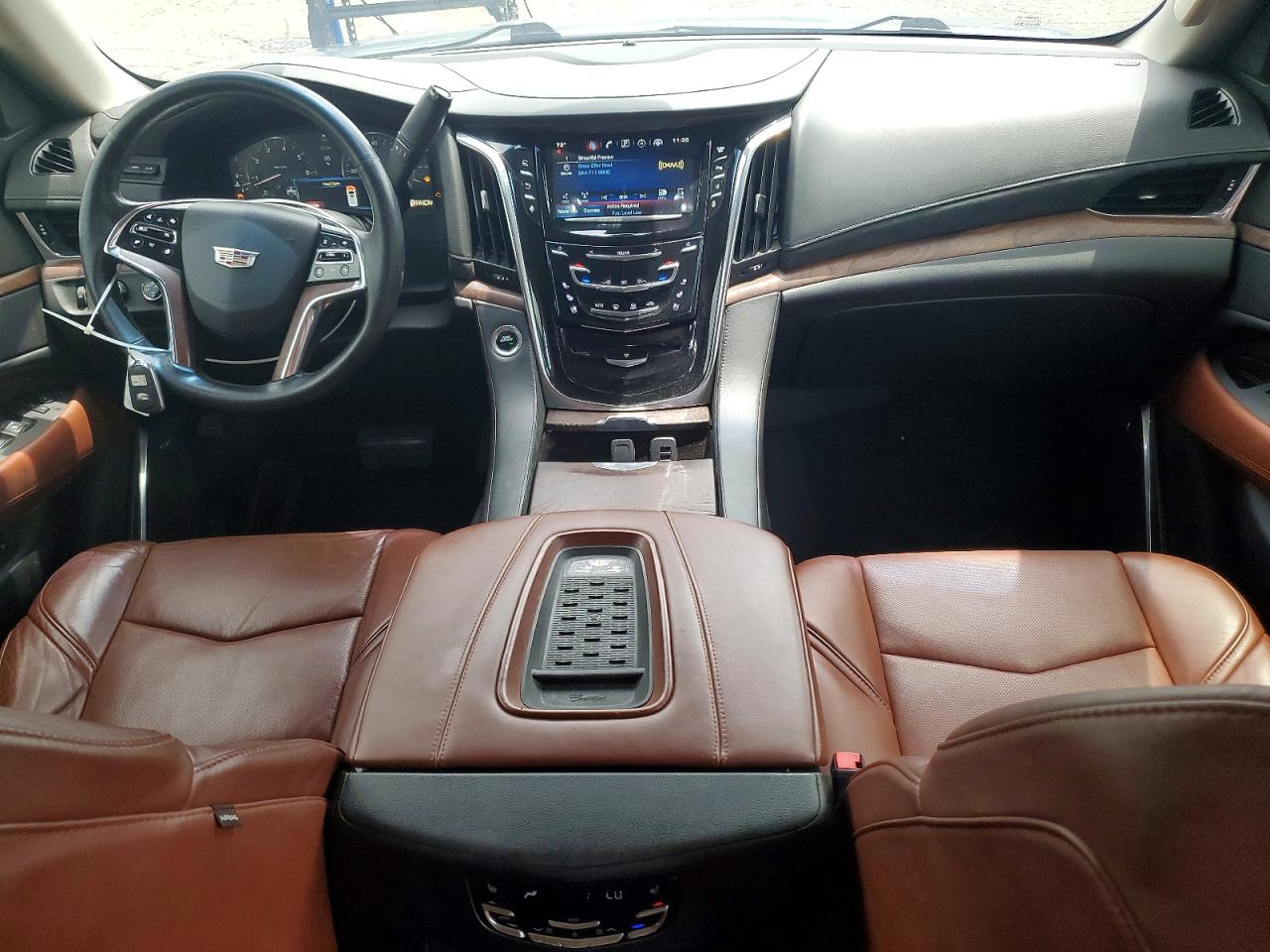 2015 Cadillac Escalade Luxury Черный vin: 1GYS4MKJ5FR552344