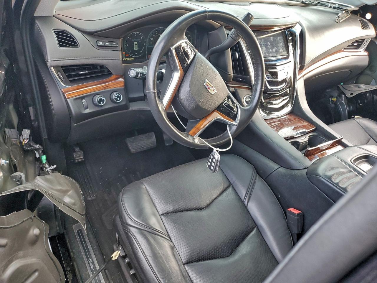 2015 Cadillac Escalade Luxury Brown vin: 1GYS4MKJ5FR633408