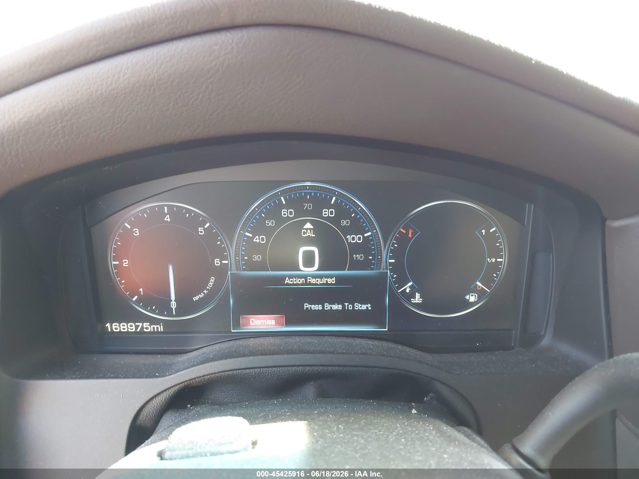 2015 Cadillac Escalade Luxury Red vin: 1GYS4MKJ7FR564429