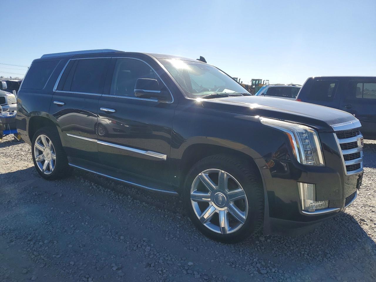 2015 Cadillac Escalade Luxury Black vin: 1GYS4MKJ9FR554999