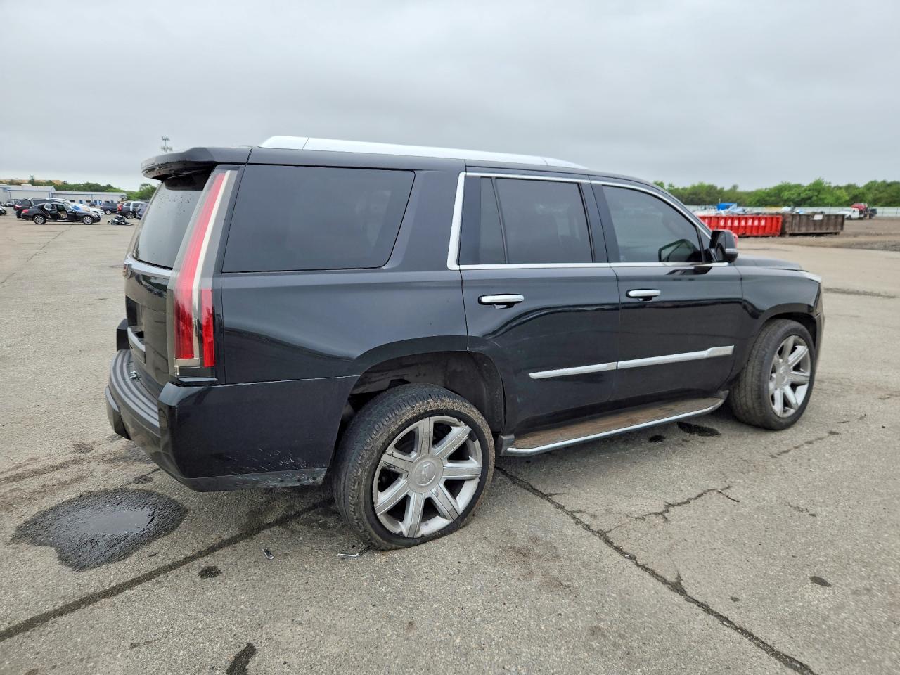 2015 Cadillac Escalade Luxury Black vin: 1GYS4MKJ9FR582396