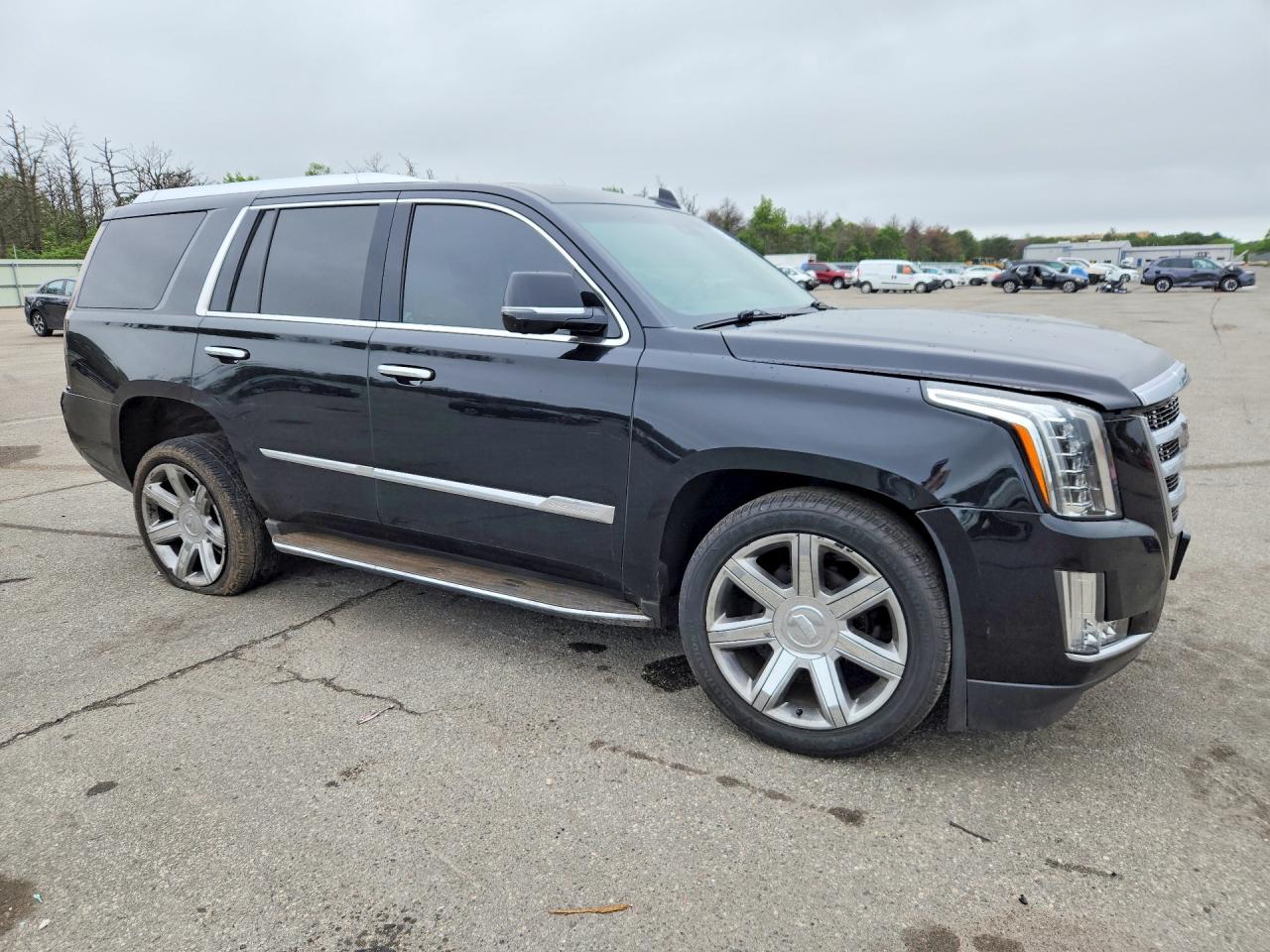 2015 Cadillac Escalade Luxury Black vin: 1GYS4MKJ9FR582396