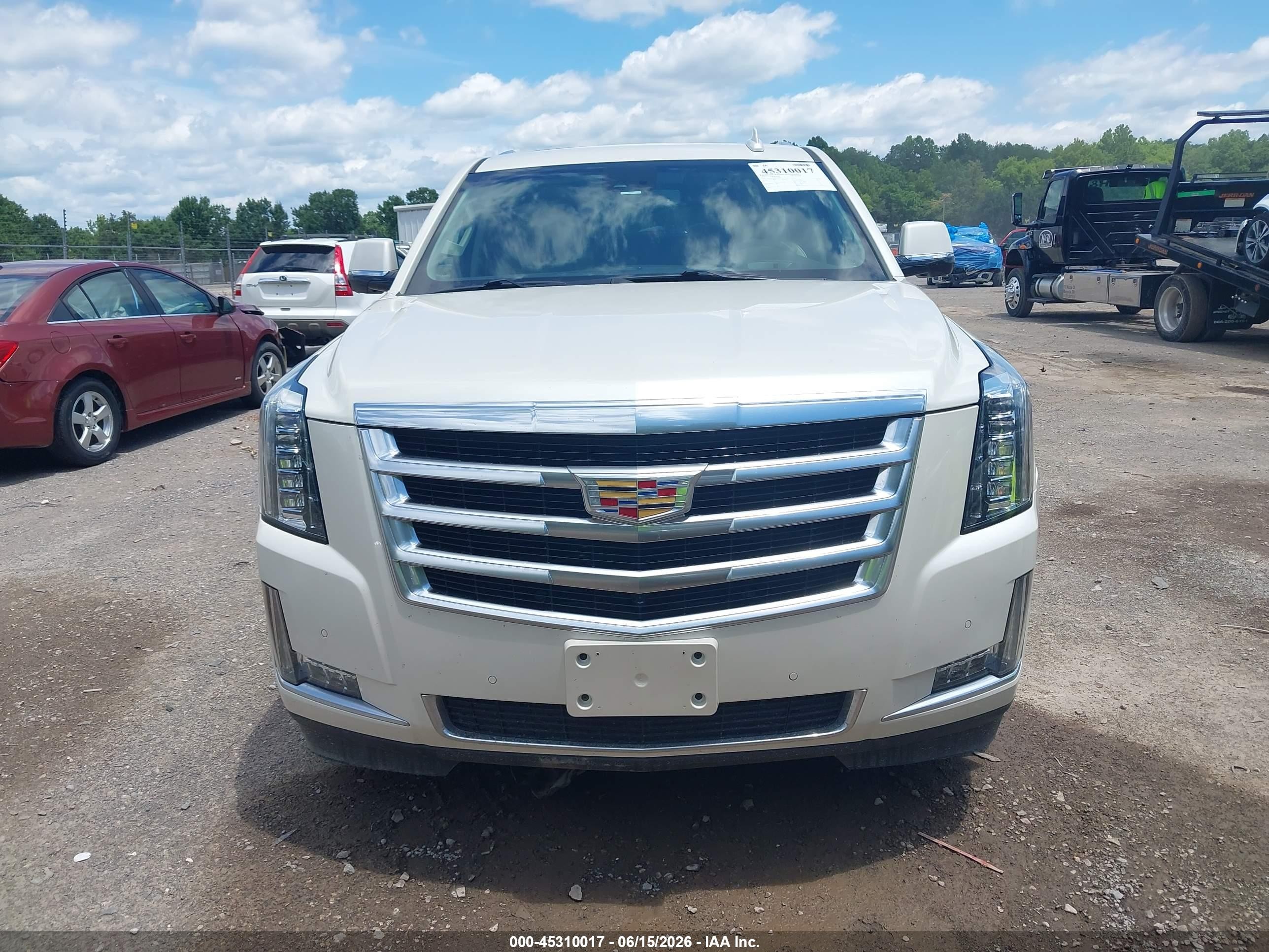 2015 Cadillac Escalade Luxury White vin: 1GYS4MKJ9FR735603