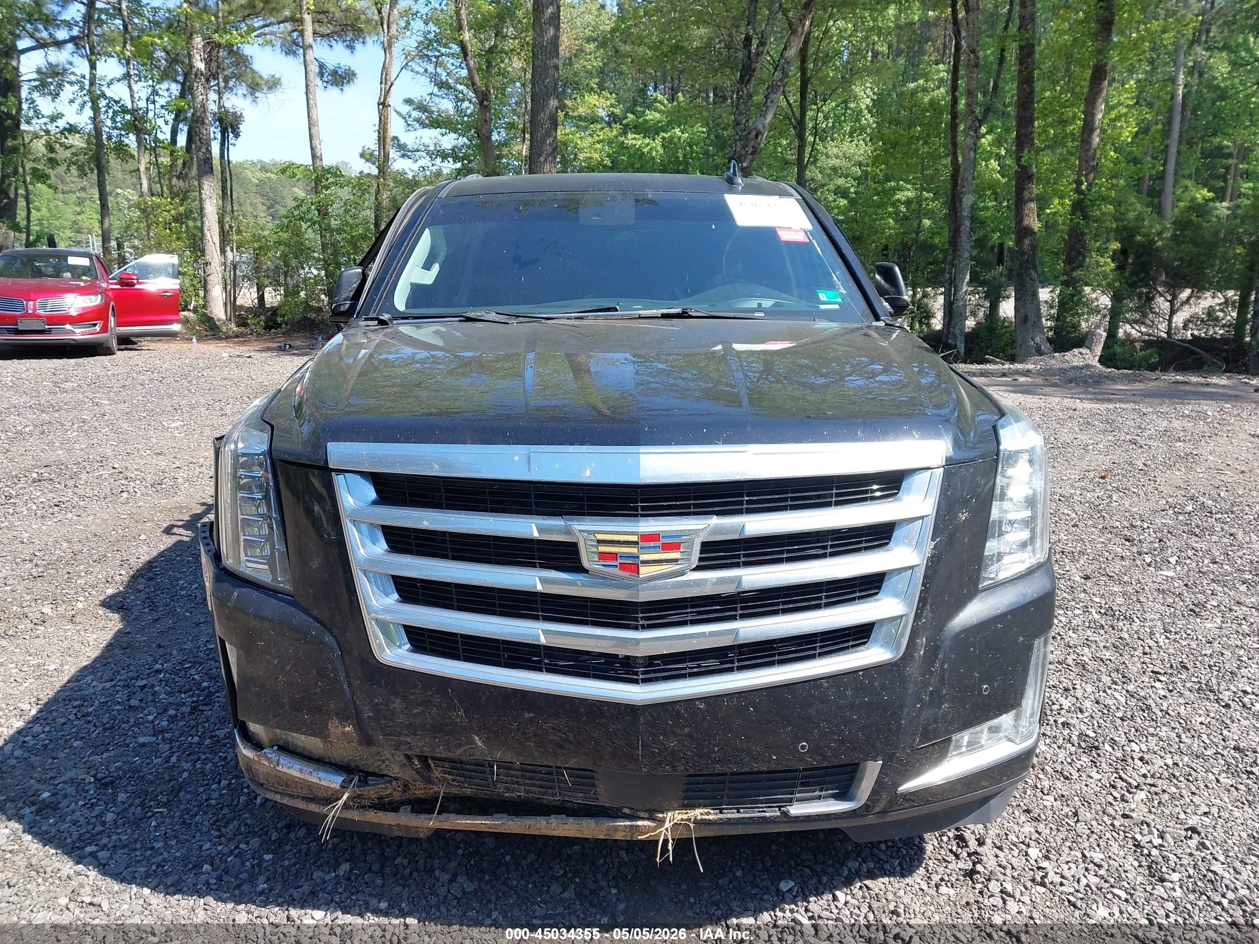 2015 Cadillac Escalade Luxury Black vin: 1GYS4MKJXFR556213