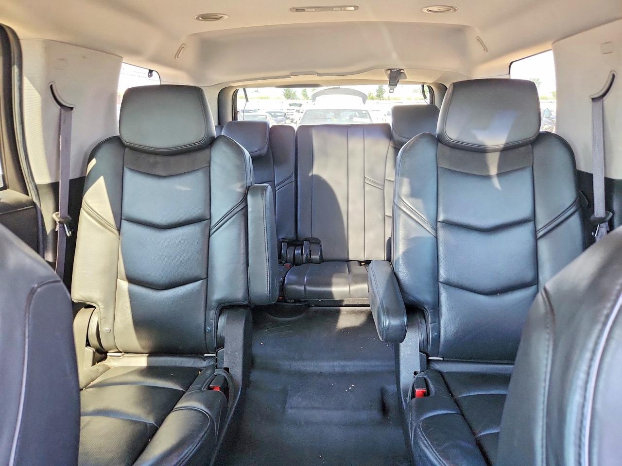 2015 Cadillac Escalade Premium Черный vin: 1GYS4NKJ7FR676461