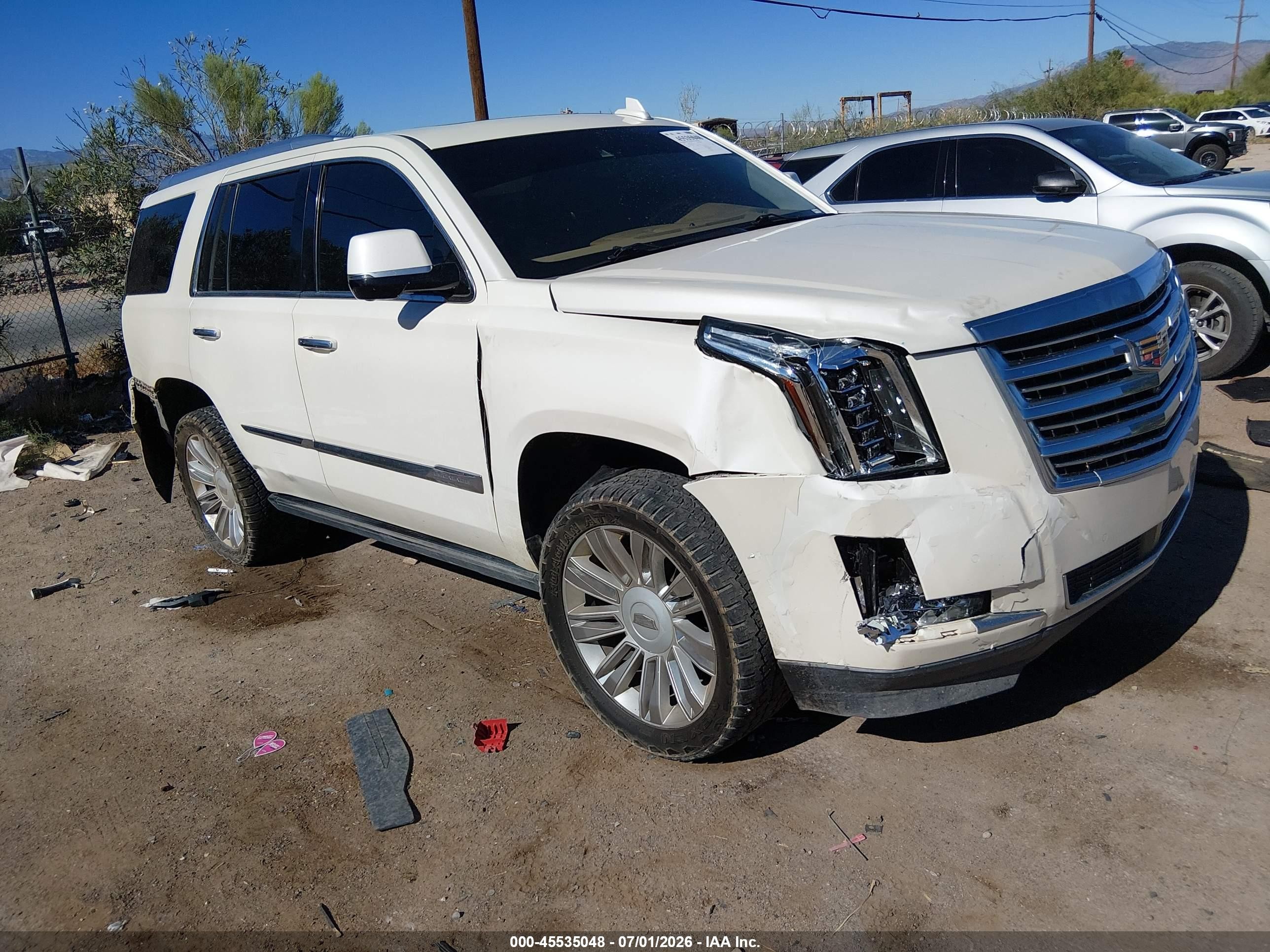 2015 Cadillac Escalade Platinum White vin: 1GYS4PKJ1FR731708