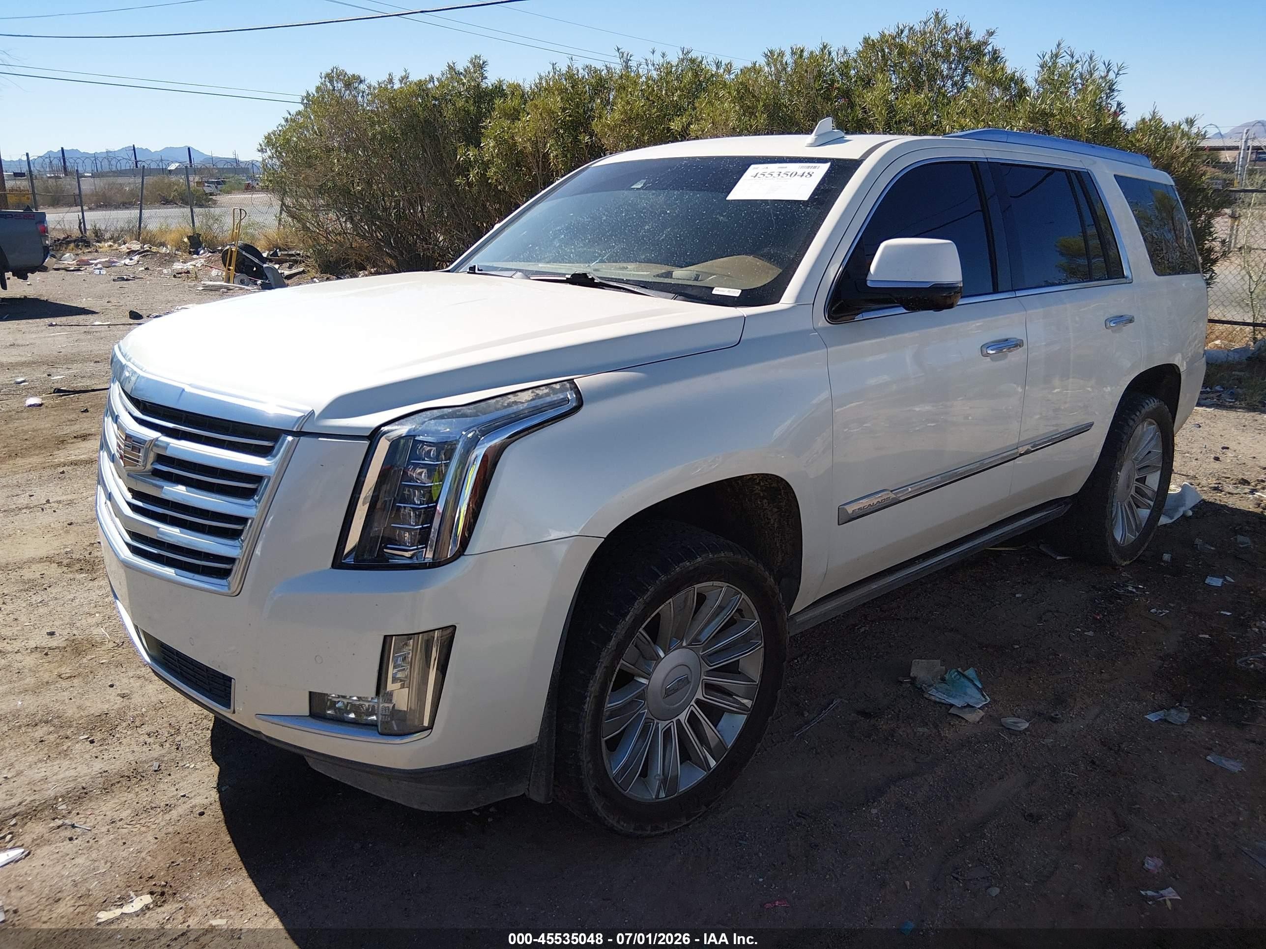 2015 Cadillac Escalade Platinum White vin: 1GYS4PKJ1FR731708