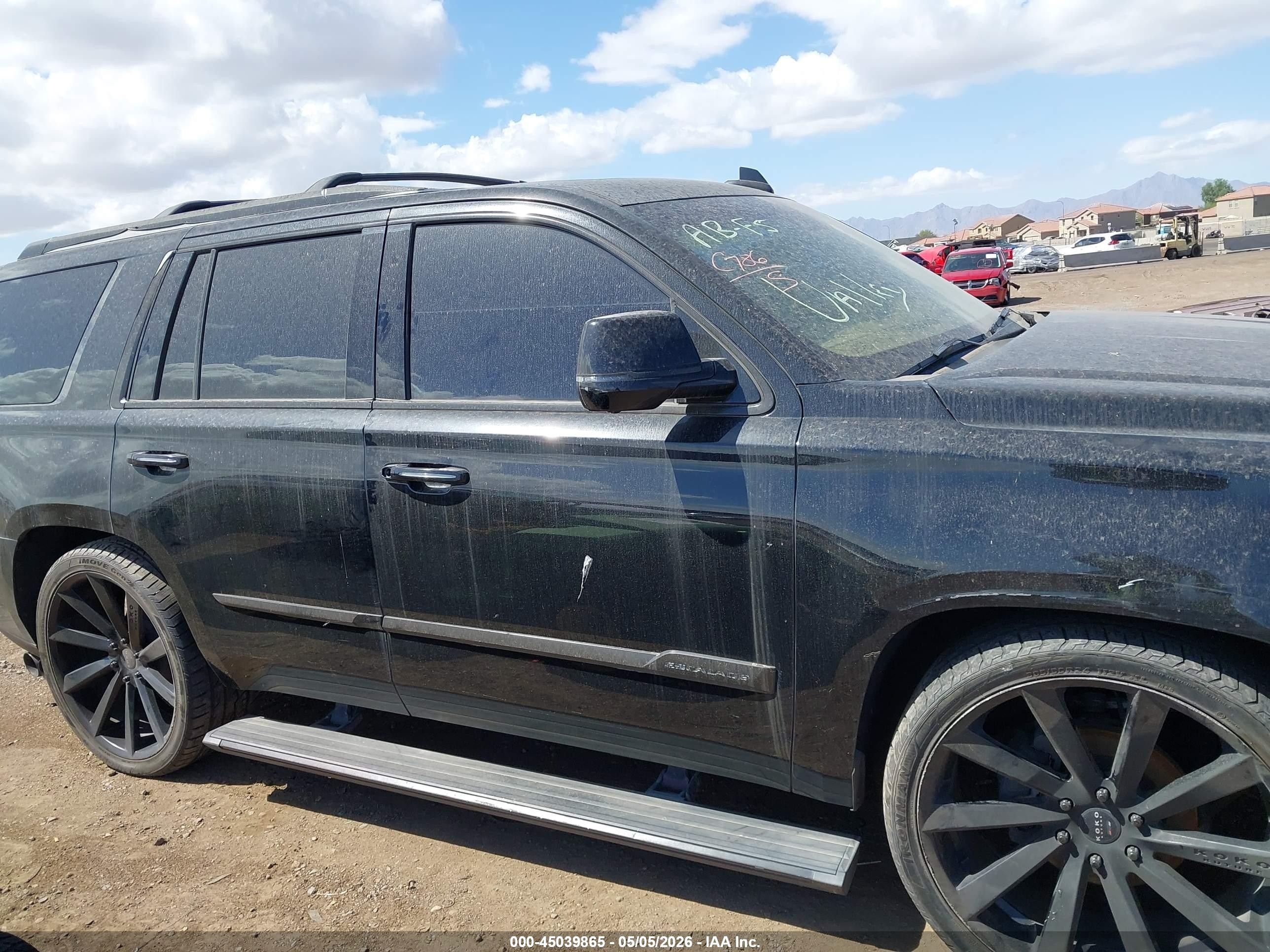 2015 Cadillac Escalade Platinum Черный vin: 1GYS4PKJ2FR558409