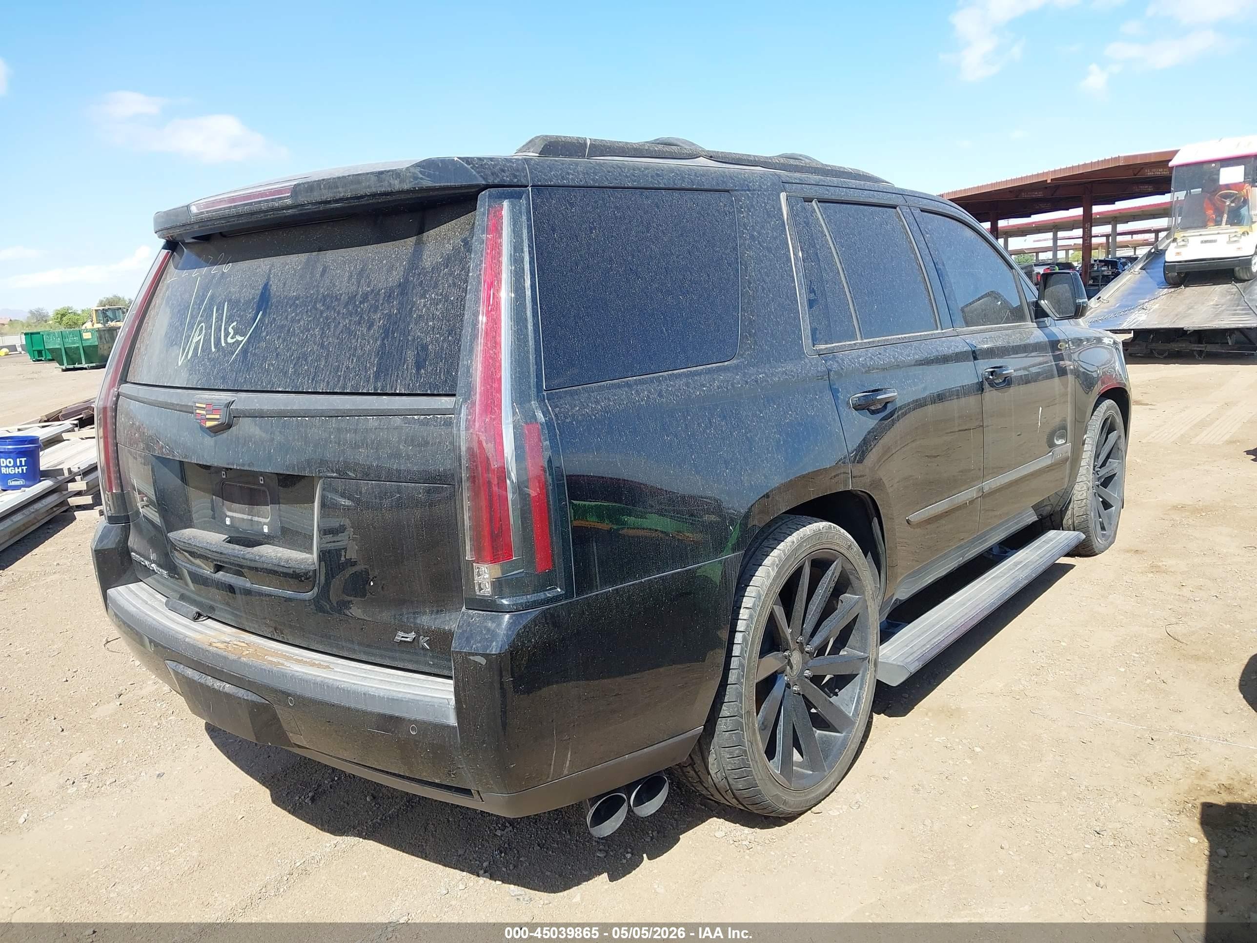 2015 Cadillac Escalade Platinum Черный vin: 1GYS4PKJ2FR558409