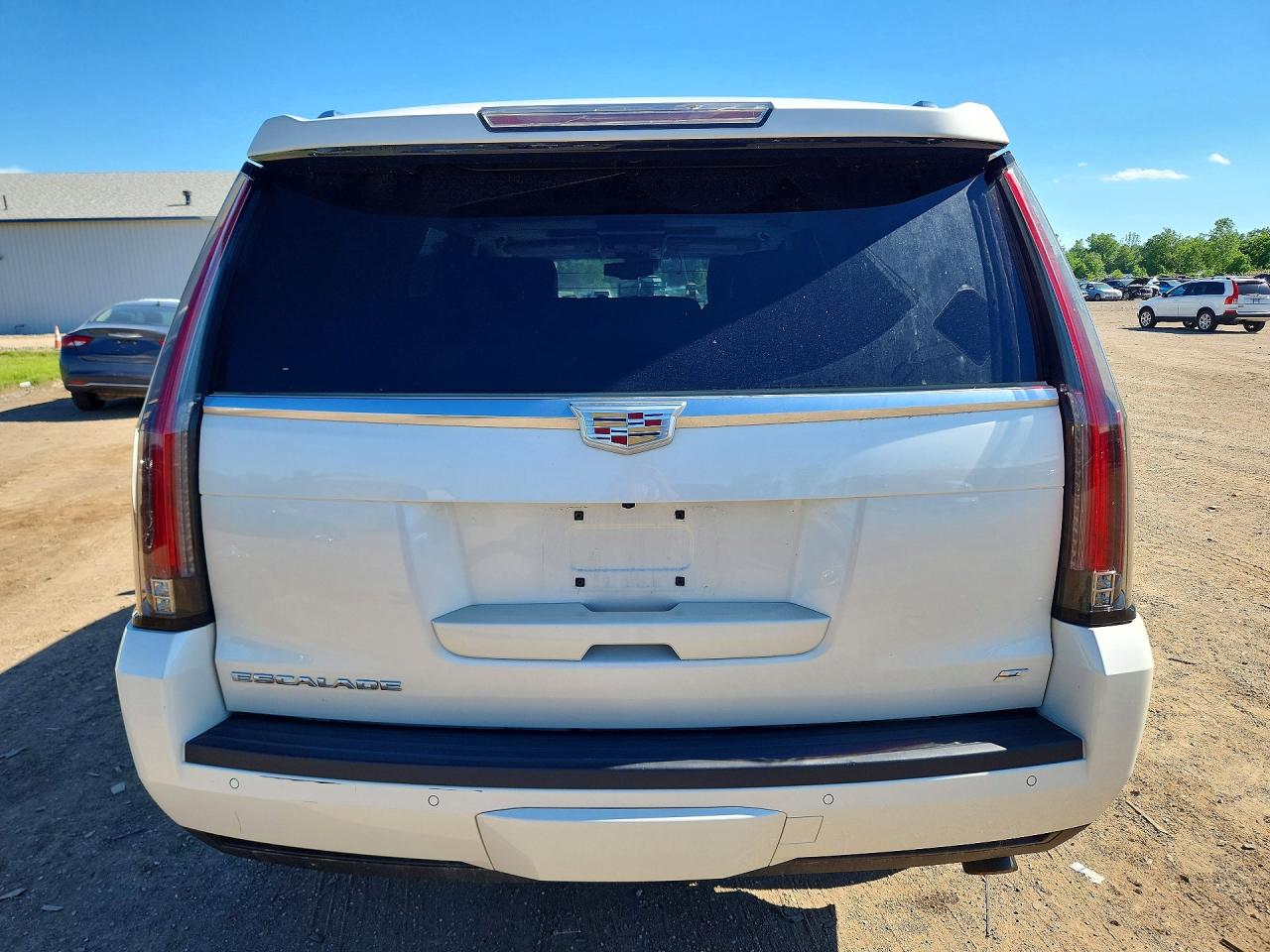 2015 Cadillac Escalade Platinum White vin: 1GYS4PKJ6FR671909