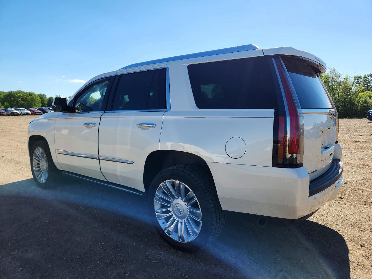 2015 Cadillac Escalade Platinum White vin: 1GYS4PKJ6FR671909