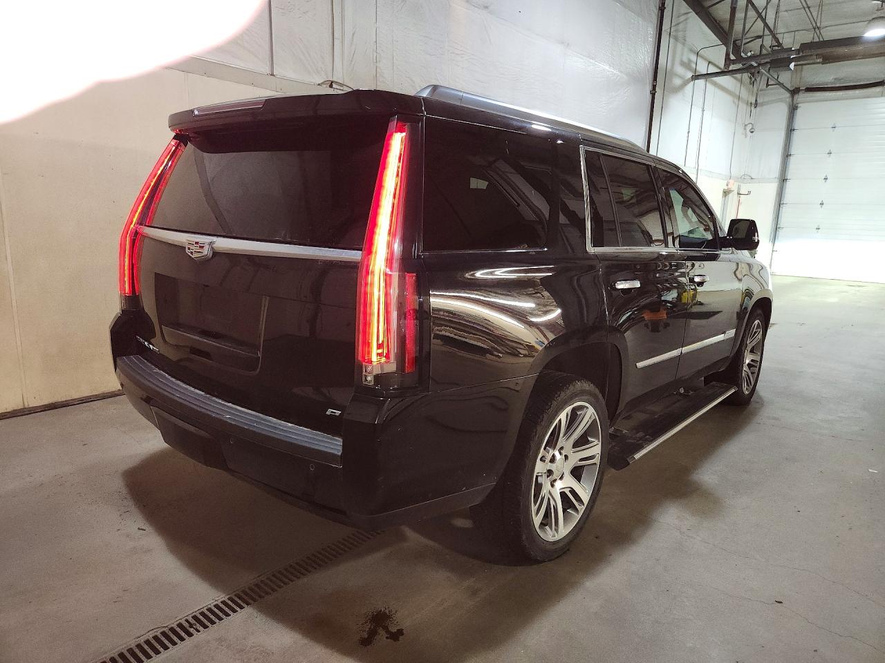 2015 Cadillac Escalade Platinum Black vin: 1GYS4PKJ7FR650647