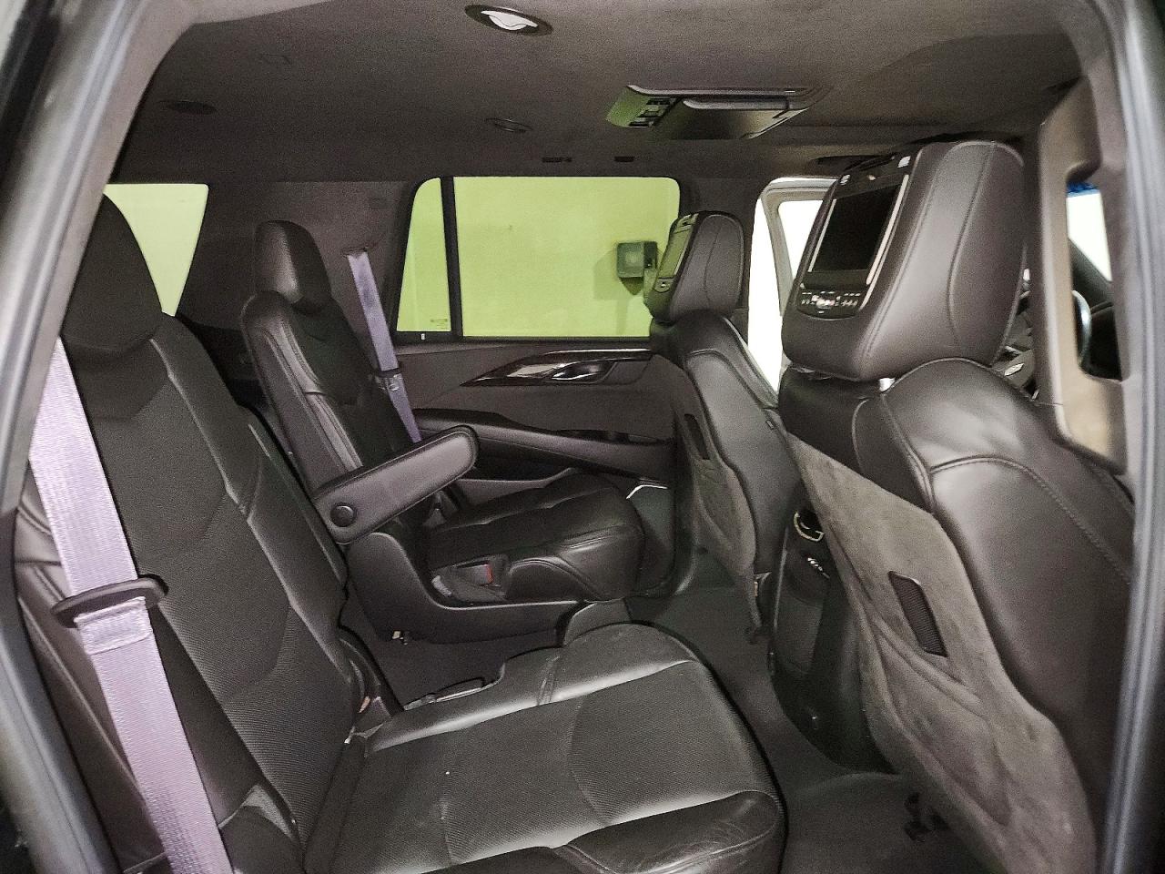 2015 Cadillac Escalade Platinum Black vin: 1GYS4PKJ7FR650647