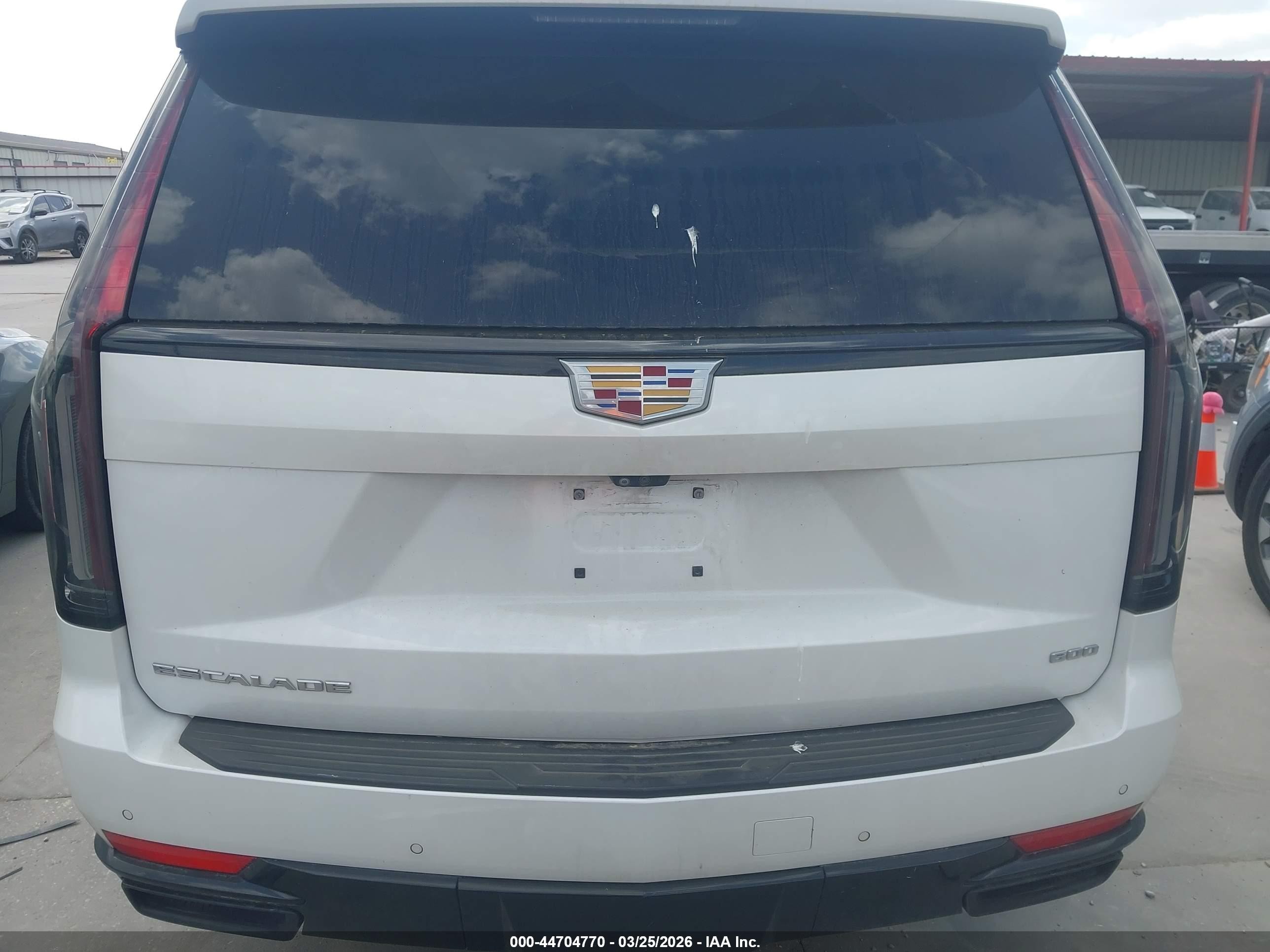 2023 Cadillac Escalade Esv 4wd Sport Platinum White vin: 1GYS4RKL0PR217654