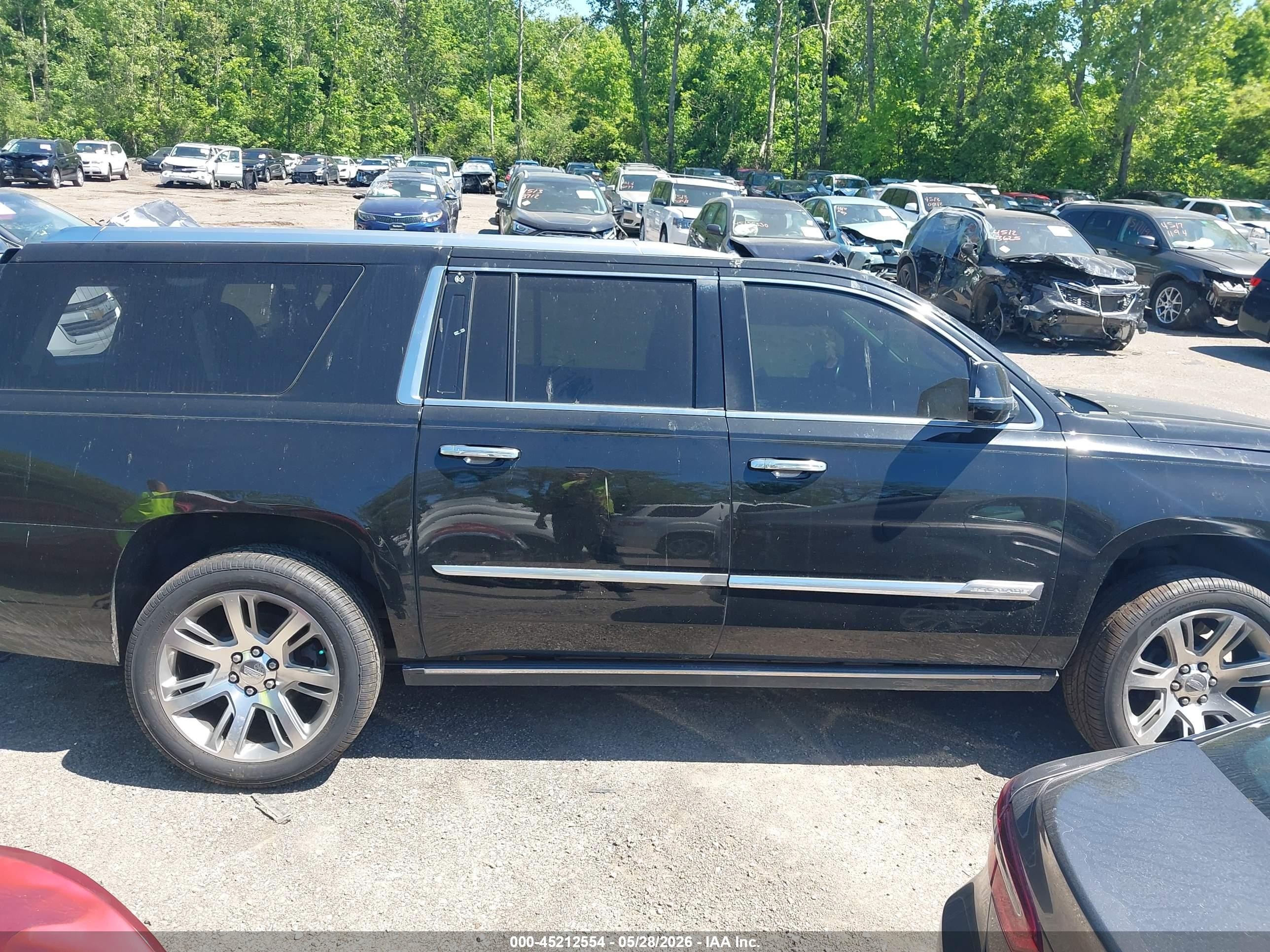 2015 Cadillac Escalade Esv Premium Black vin: 1GYS4TKJ0FR690089