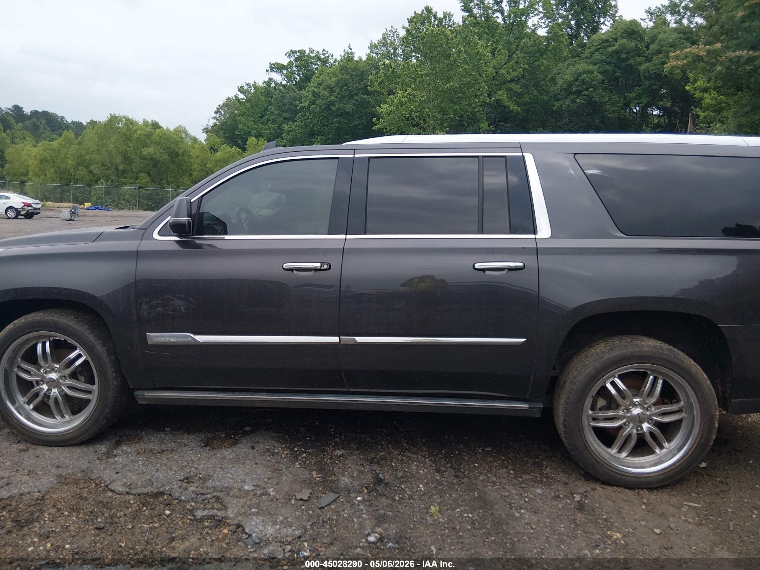 2015 Cadillac Escalade Esv Premium Black vin: 1GYS4TKJ2FR536094