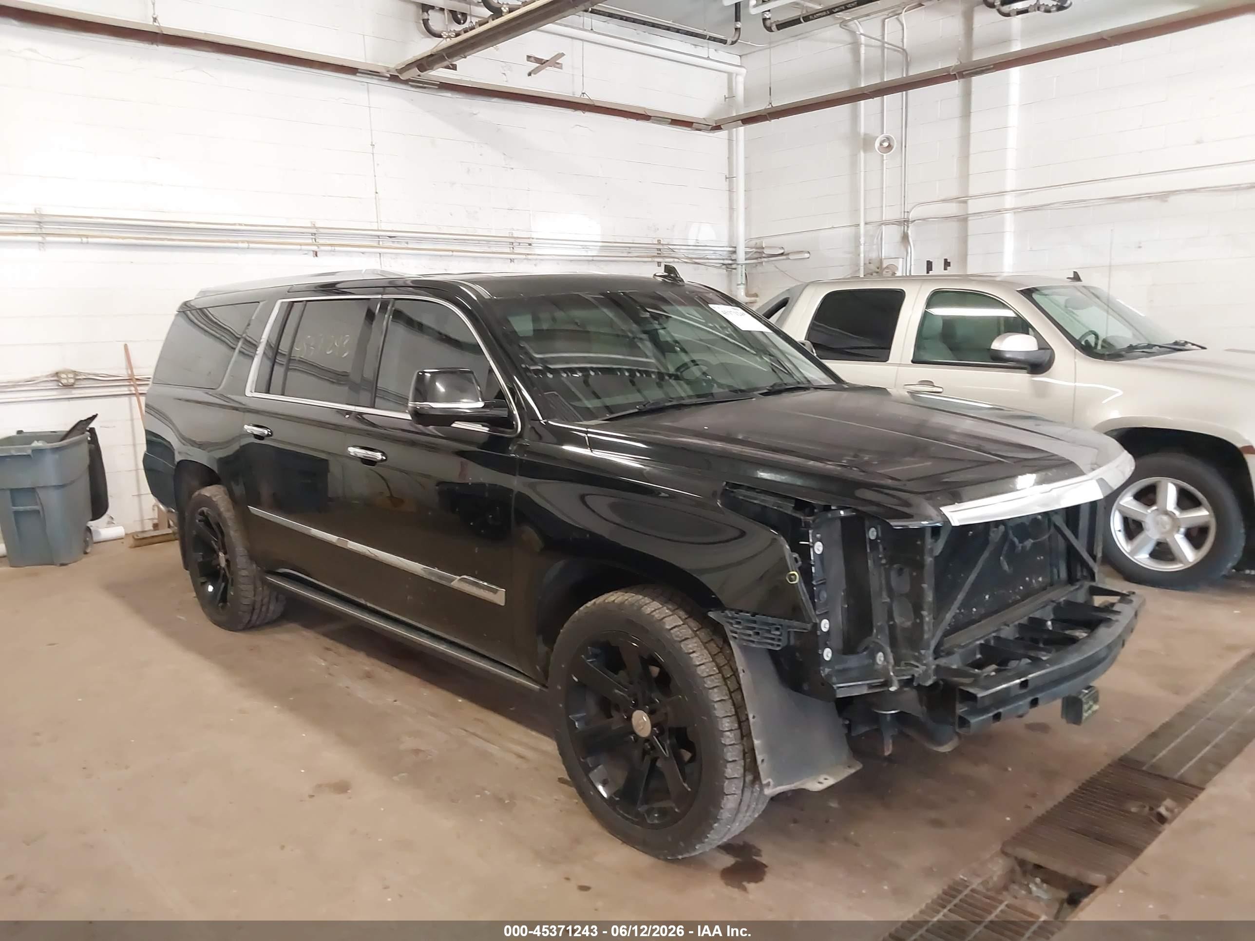 2015 Cadillac Escalade Esv Premium Black vin: 1GYS4TKJ2FR607276