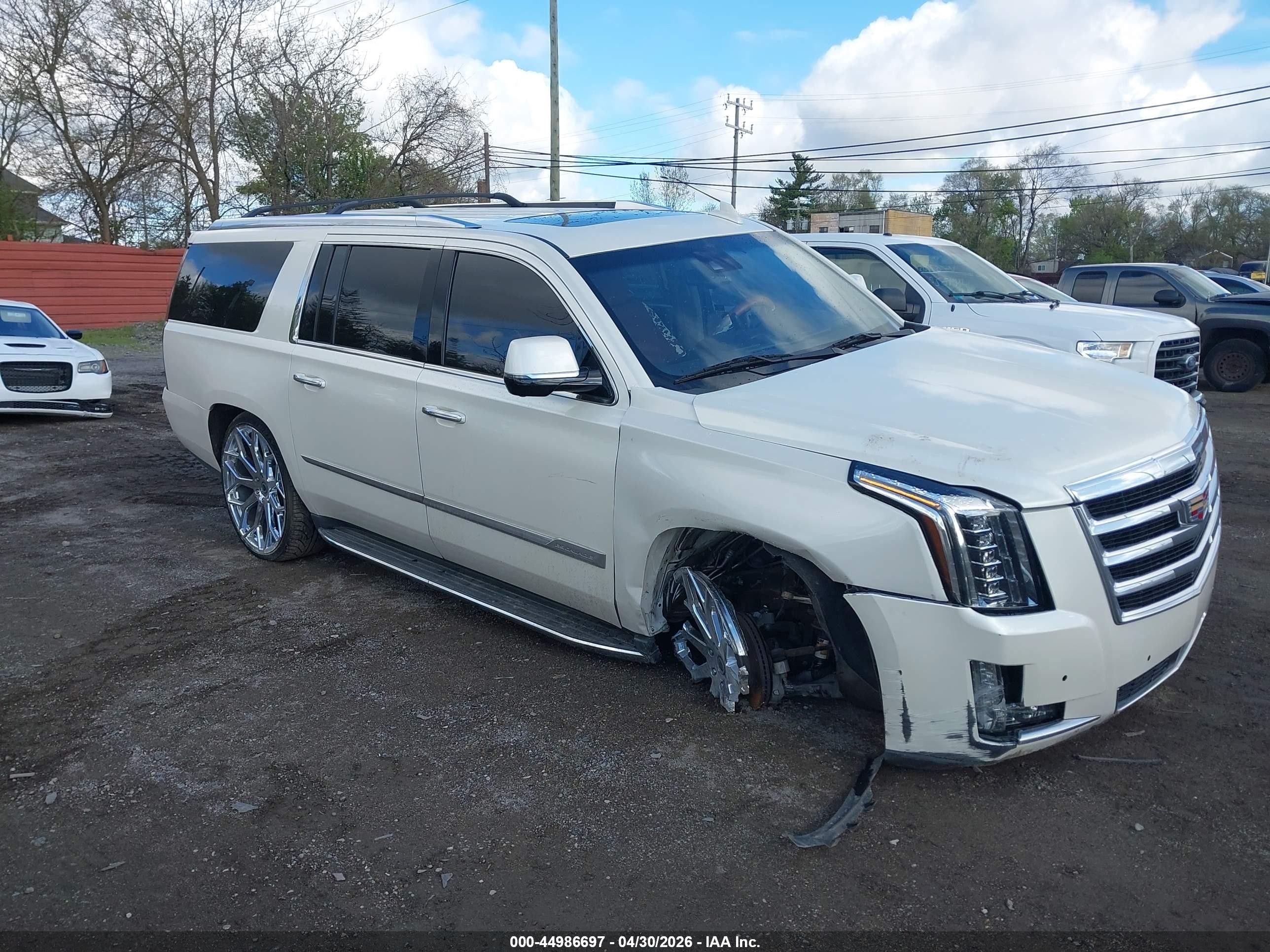 2015 Cadillac Escalade Esv Premium Белый vin: 1GYS4TKJ2FR719835
