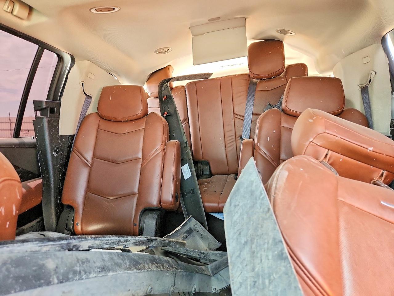 2015 Cadillac Escalade Esv Premium White vin: 1GYS4TKJ4FR706472