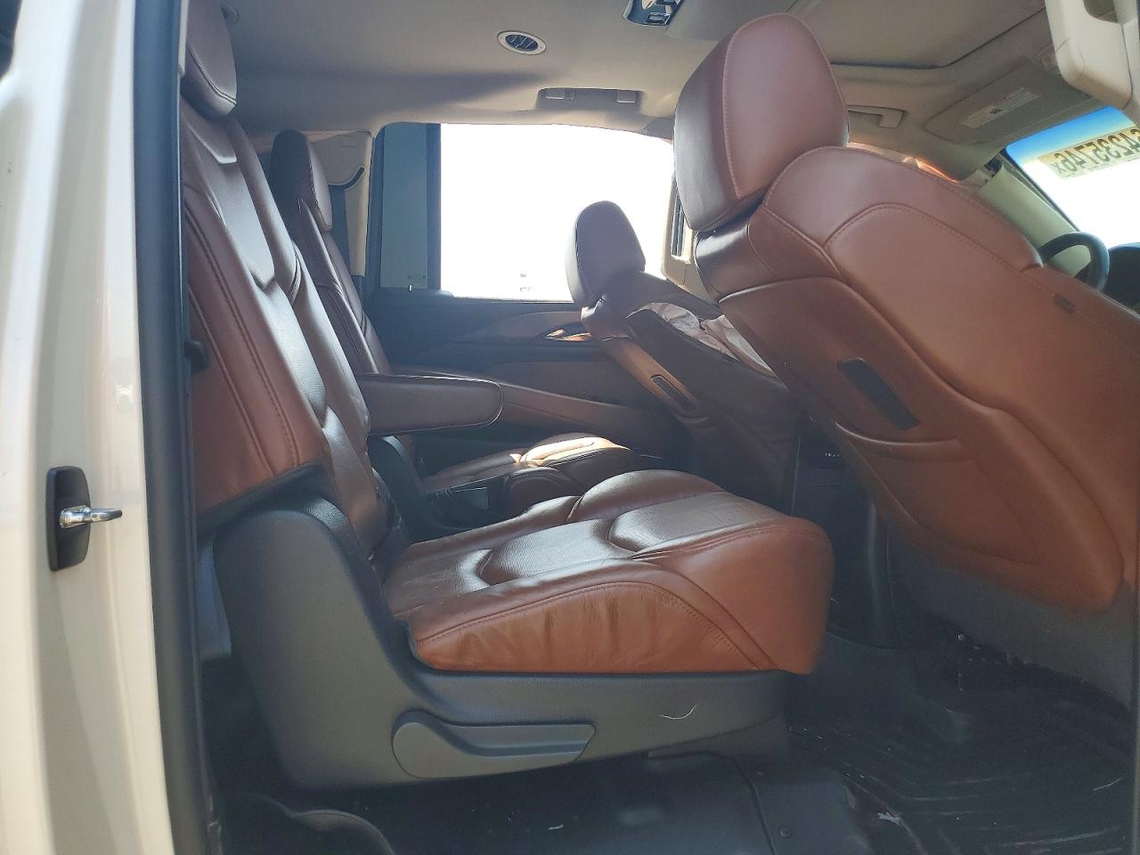 2015 Cadillac Escalade Esv Premium White vin: 1GYS4TKJ5FR705556