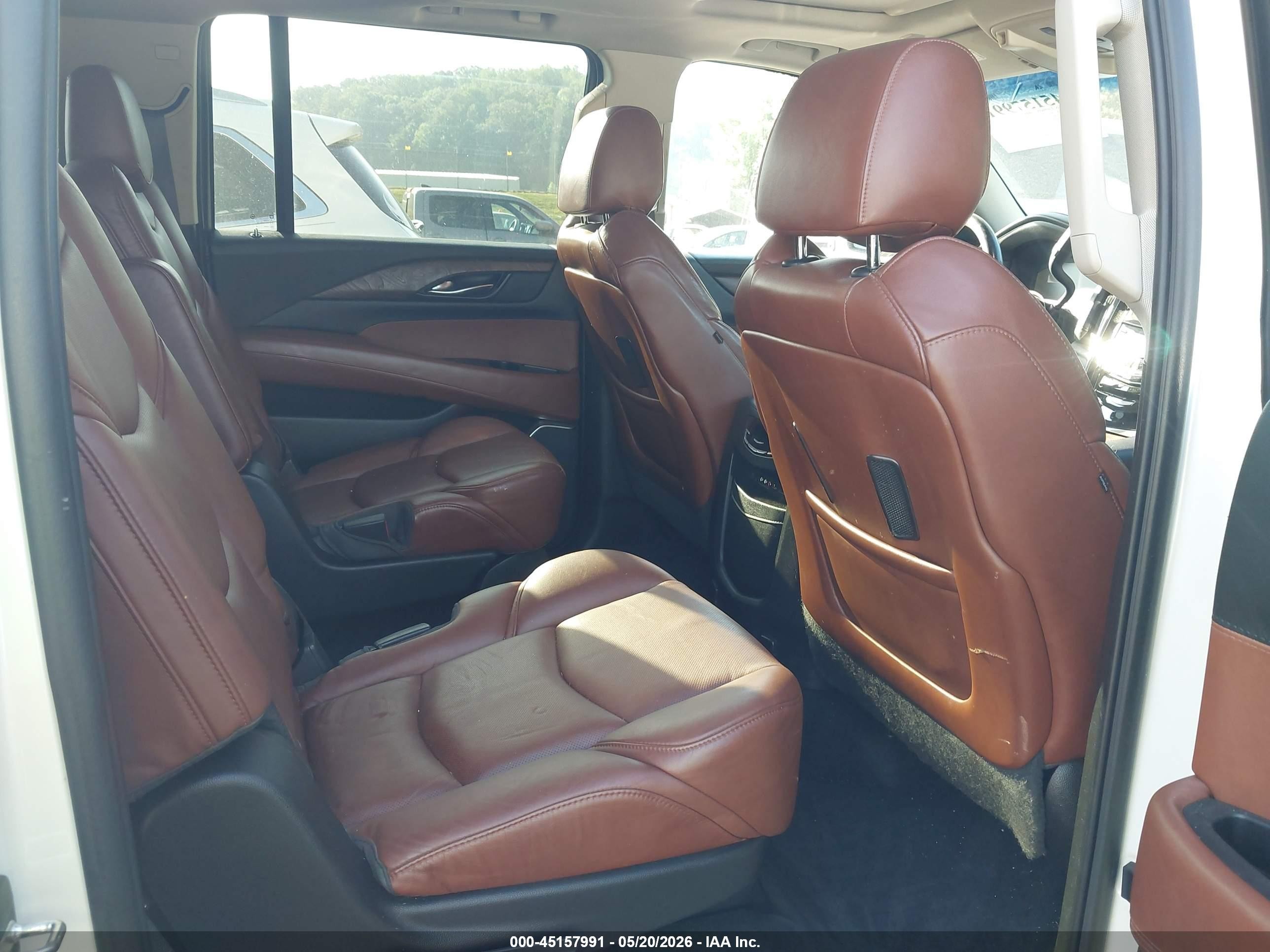 2015 Cadillac Escalade Esv Premium White vin: 1GYS4TKJ6FR732748