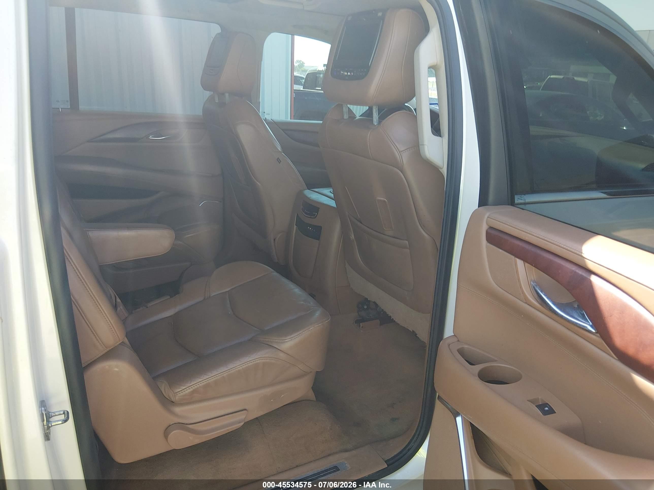 2015 Cadillac Escalade Esv Platinum White vin: 1GYS4UKJ2FR580005
