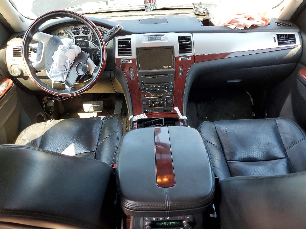 2010 Cadillac Escalade Black vin: 1GYUCAEF8AR171338
