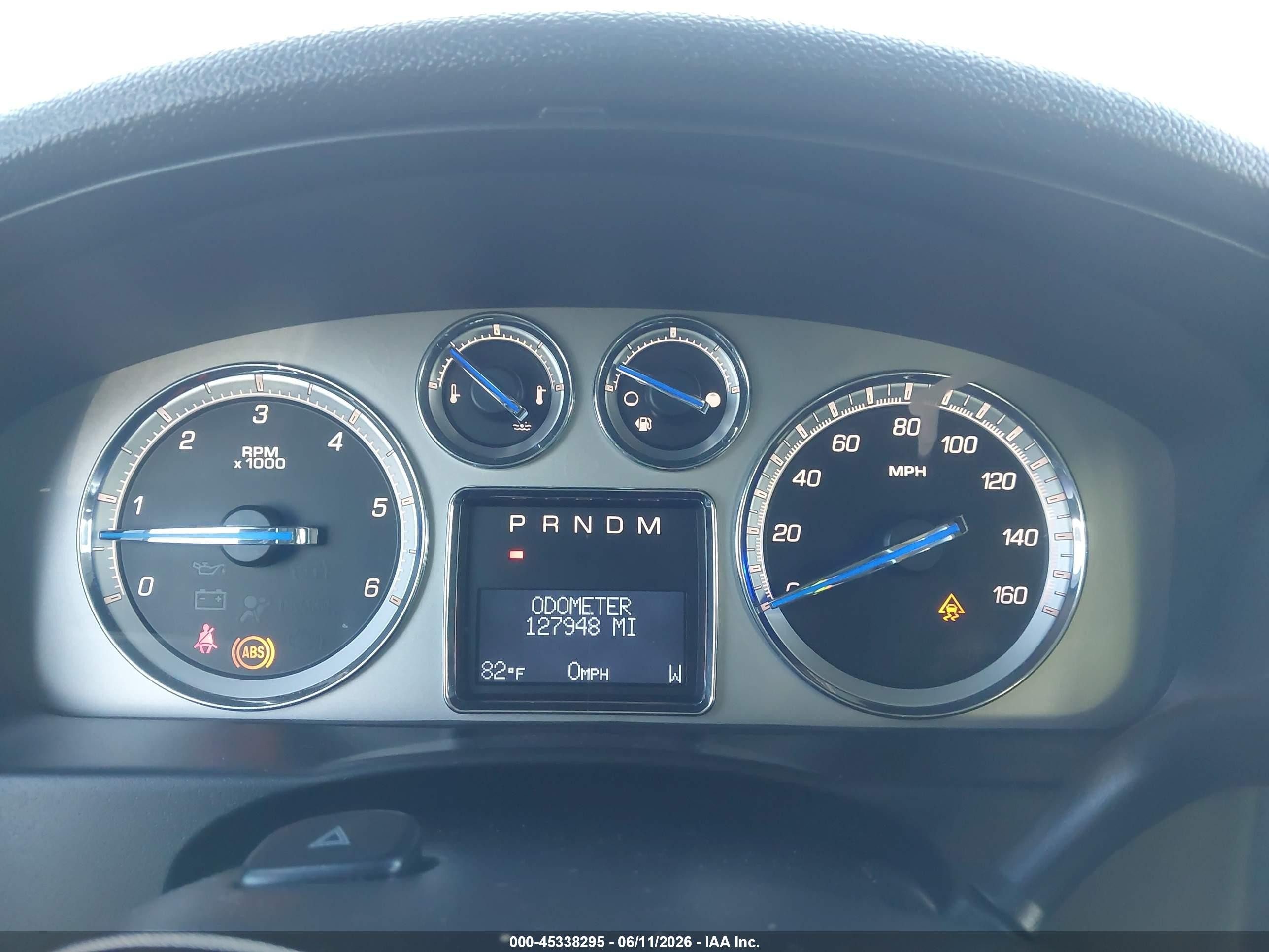 2010 Cadillac Escalade Luxury Black vin: 1GYUCBEF2AR277418
