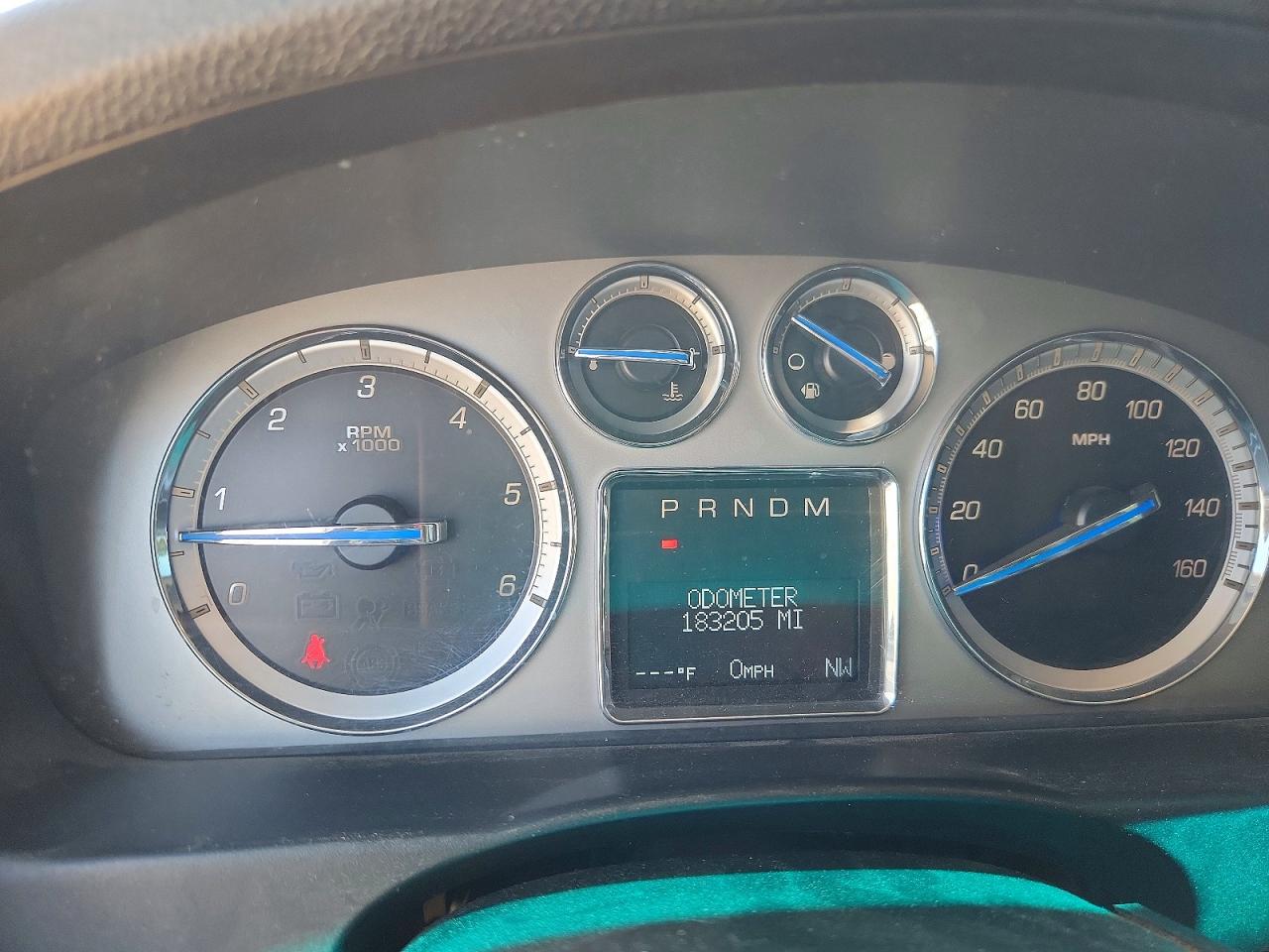 2010 Cadillac Escalade Premium Silver vin: 1GYUCCEF9AR216783