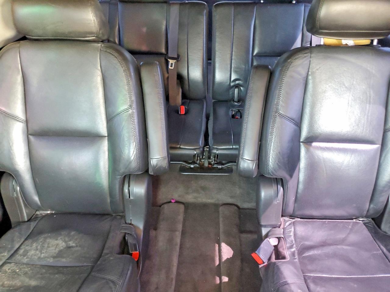 2010 Cadillac Escalade Esv Premium Black vin: 1GYUCJEF0AR115538