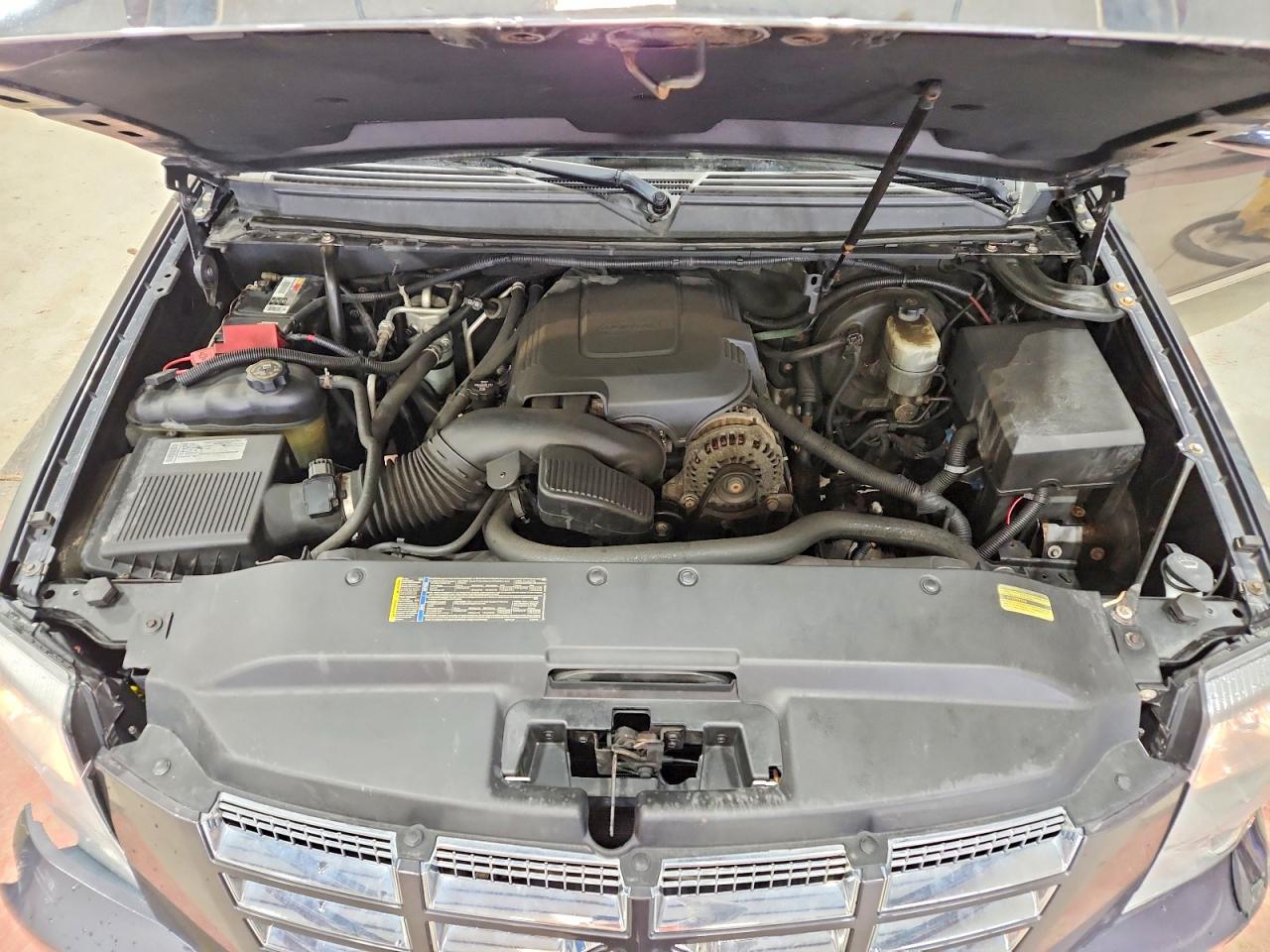 2010 Cadillac Escalade Charcoal vin: 1GYUKAEF6AR180963